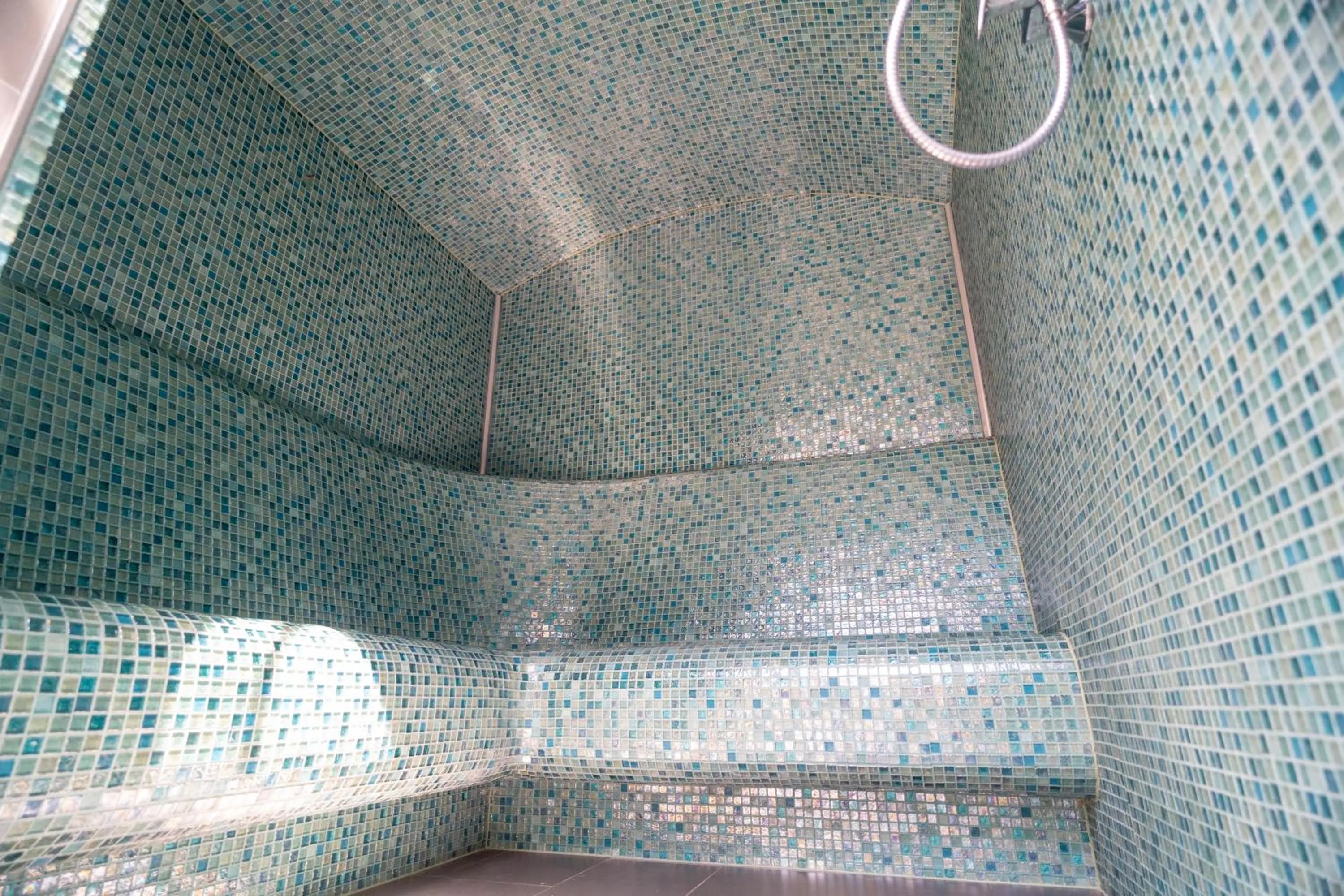 Steam room in La Vita Prémium Panzió
