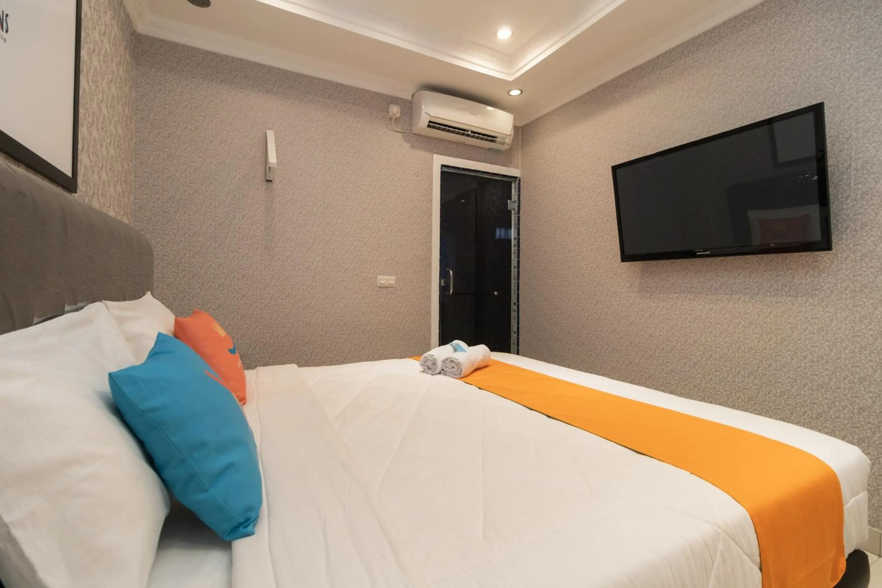 Bedroom, Bed in Sans Hotel Beauty Palembang