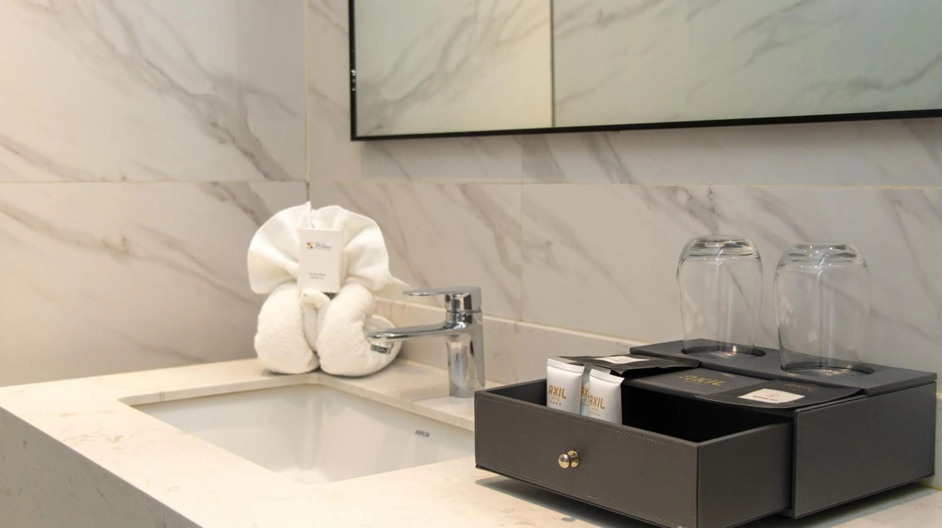 Bathroom in AXIL HÔTEL