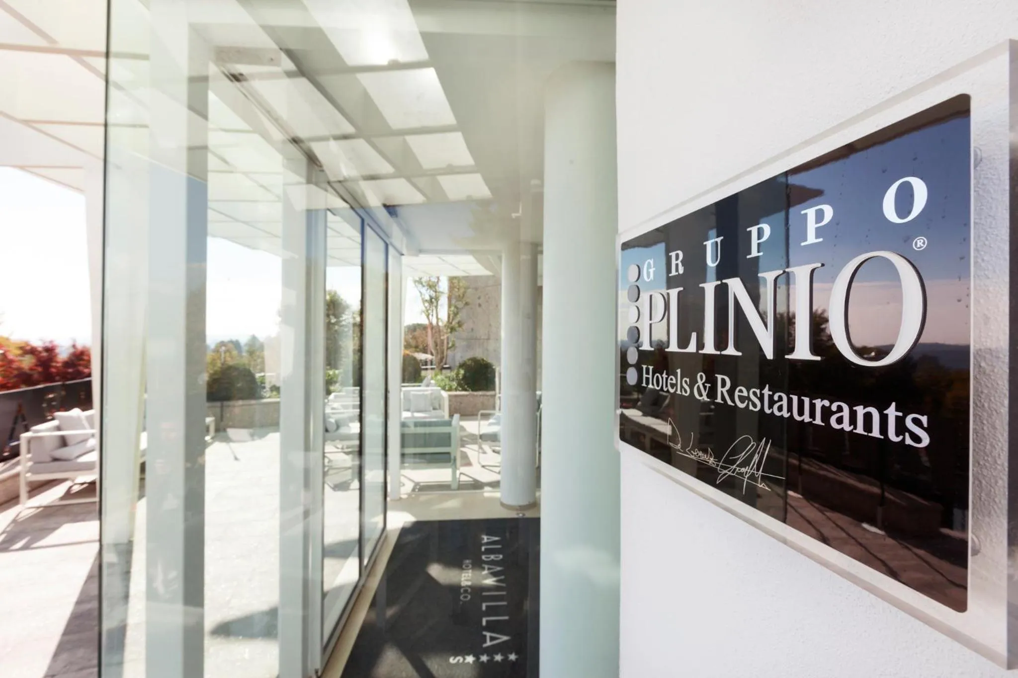 Lobby or reception in Albavilla Hotel & Co