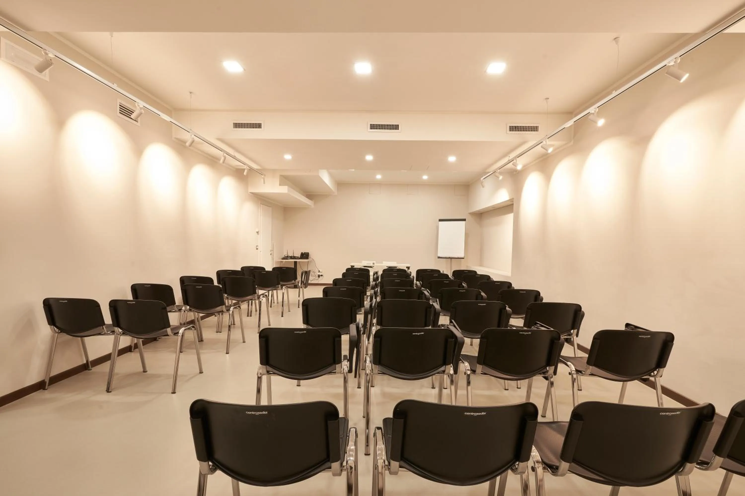 Meeting/conference room in Hotel Leonardo da Vinci