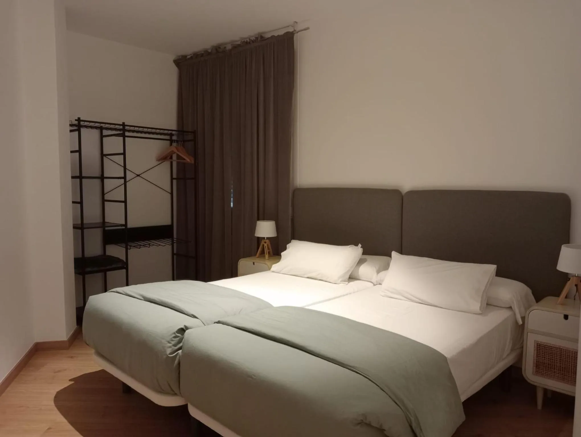 APARTAMENTOS ARMANYA 3