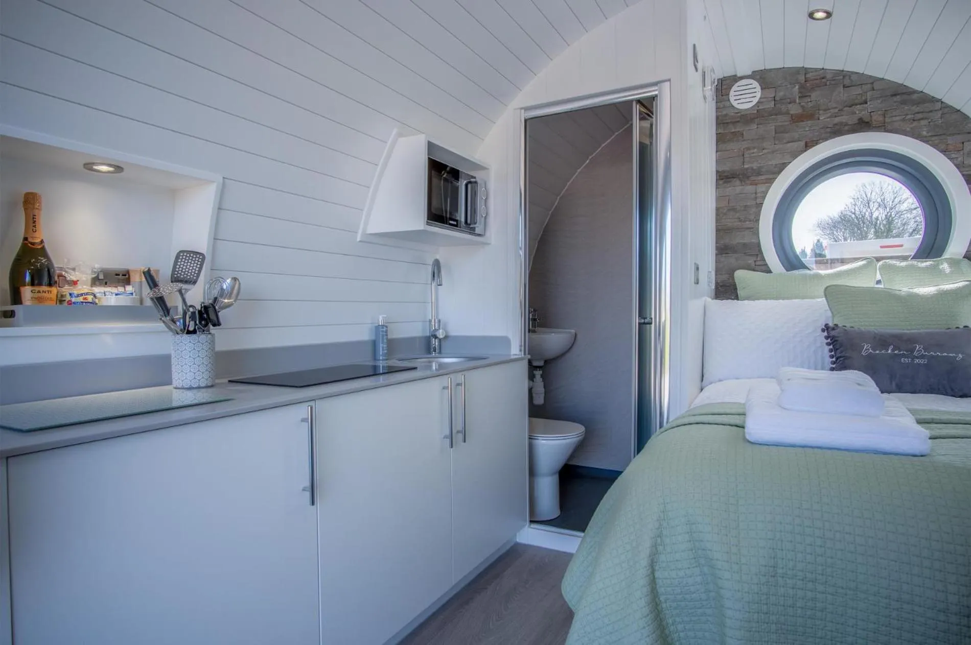 Floor plan, Bed in Bracken Burrows - 1 Bedroom Pod - New Hedges