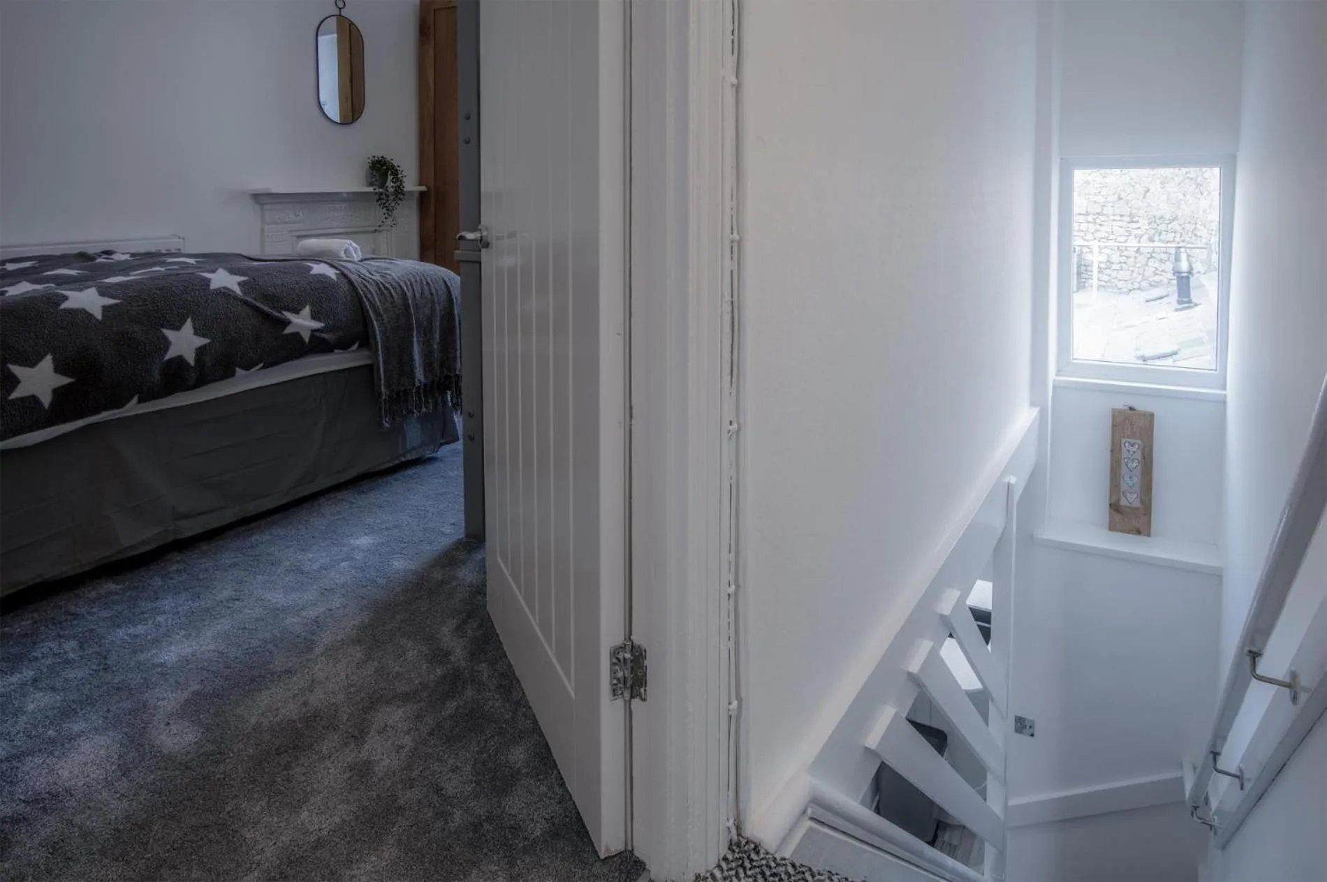 Floor plan, Bed in Hawtree Cottage - 2 Bedroom Cottage - Tenby