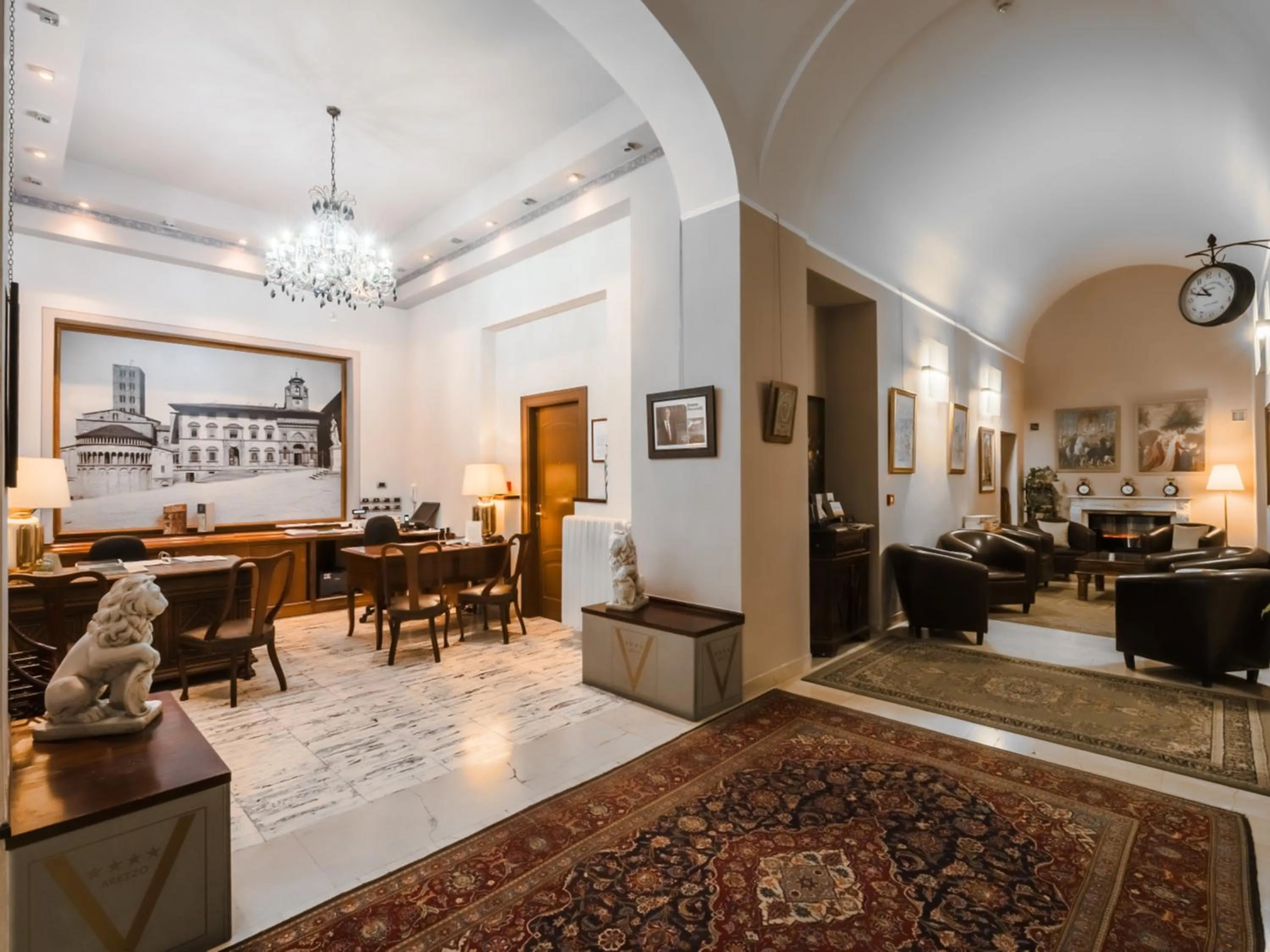 Lobby or reception in Vogue Hotel Arezzo