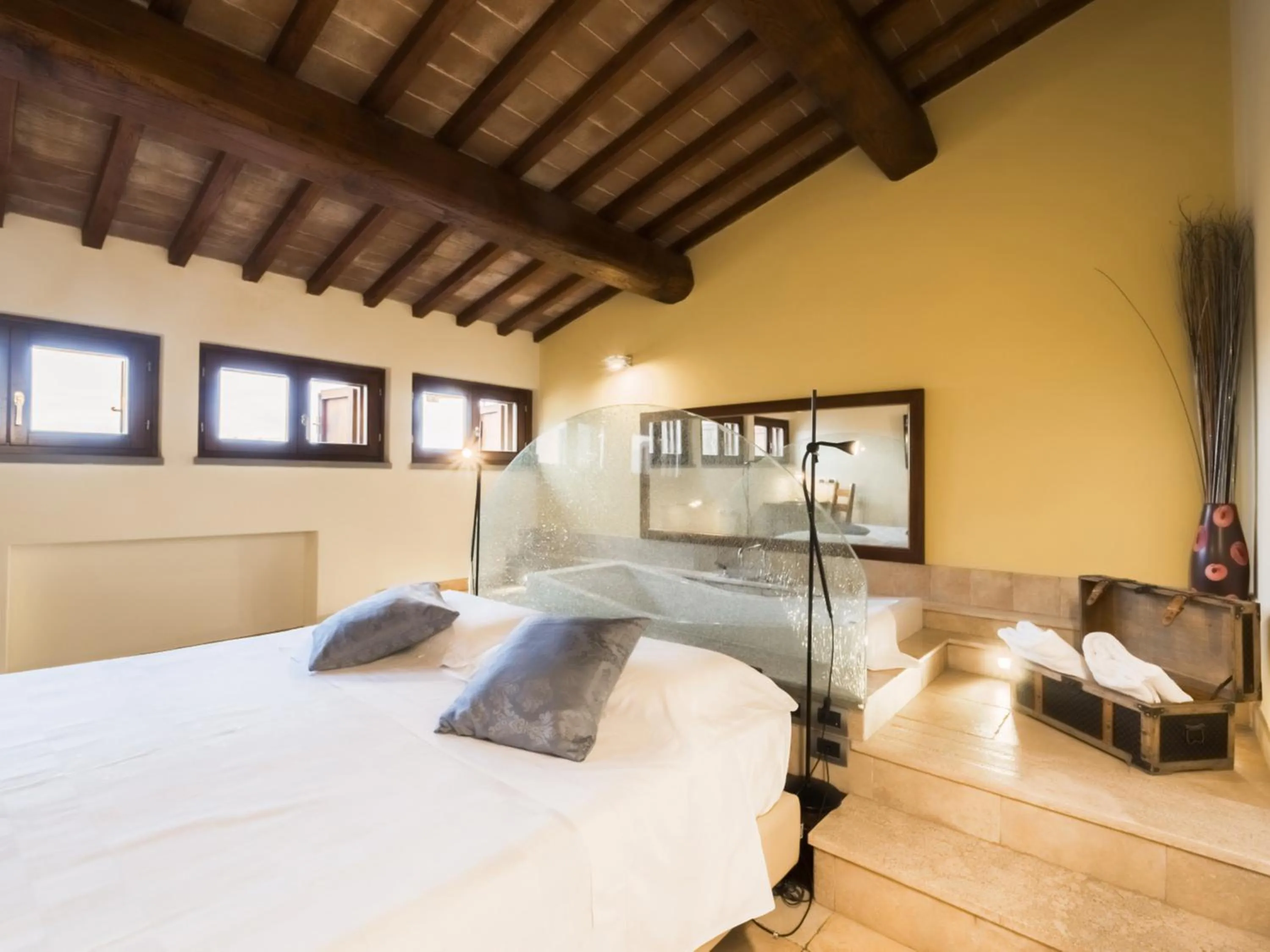 Bed in Vogue Hotel Arezzo