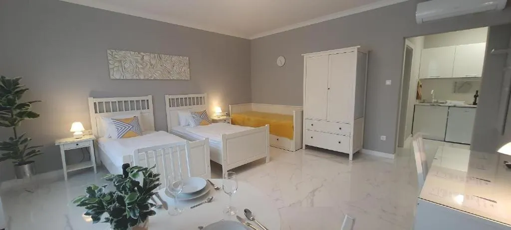 Camille Apartmanhouse