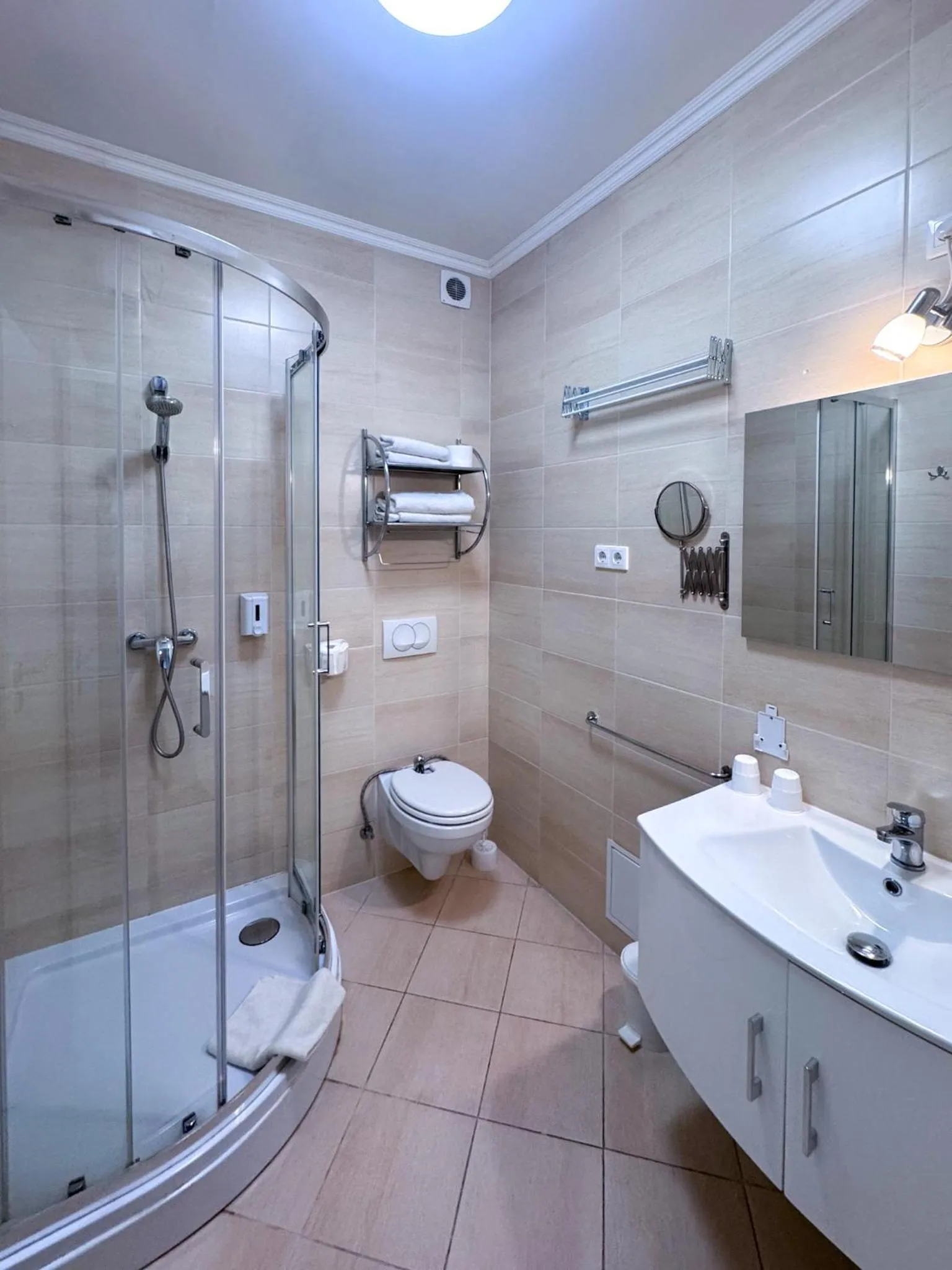 Shower in Camille Apartmanhouse