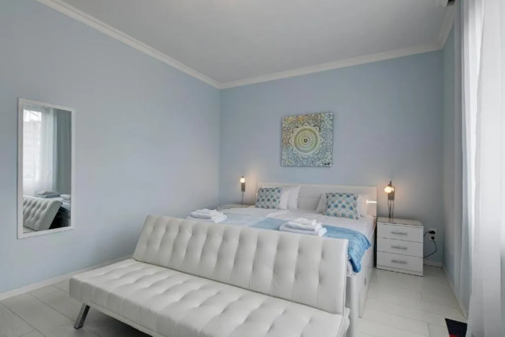 Camille Apartmanhouse