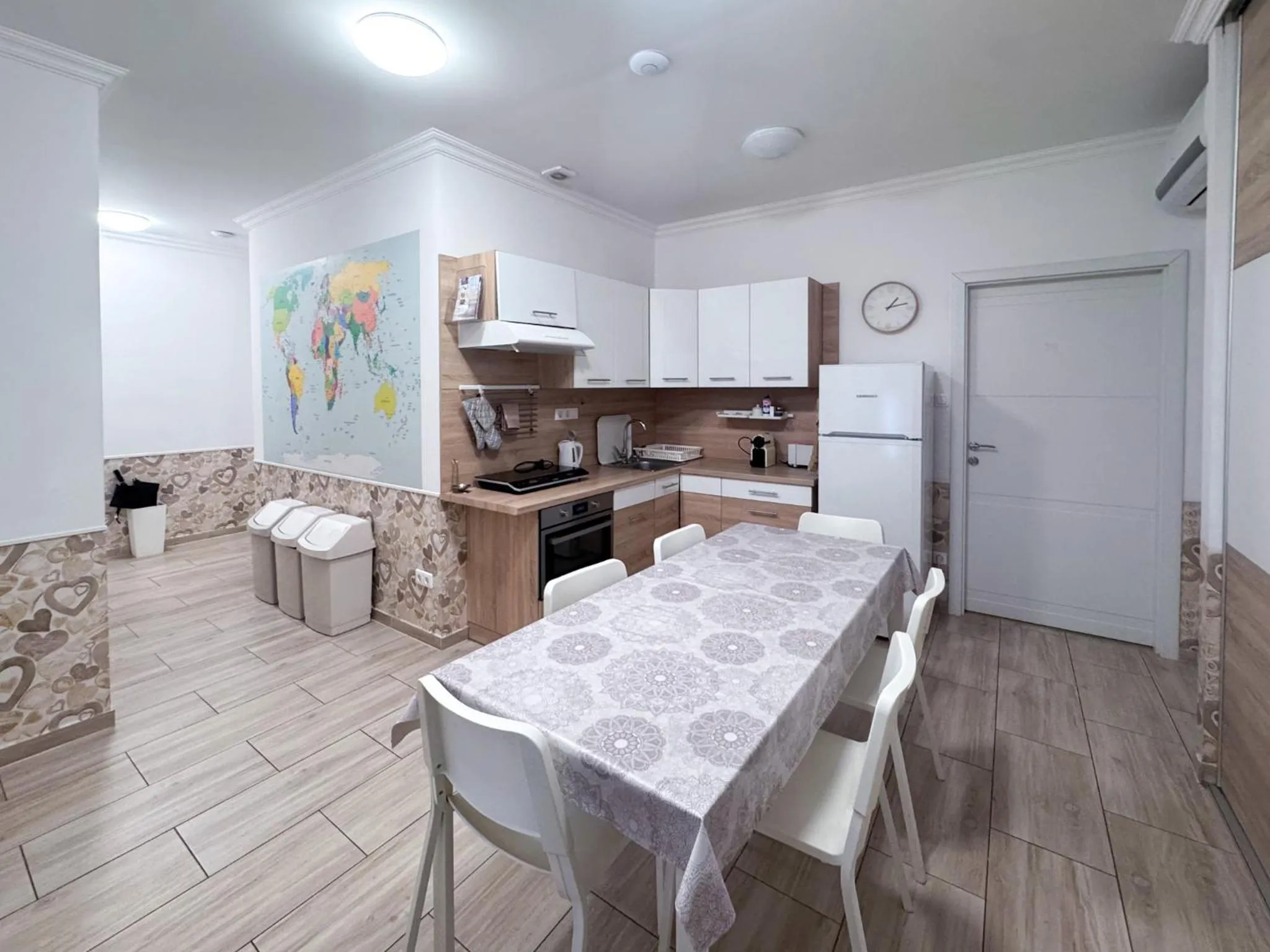 Kitchen or kitchenette in Camille Apartmanhouse