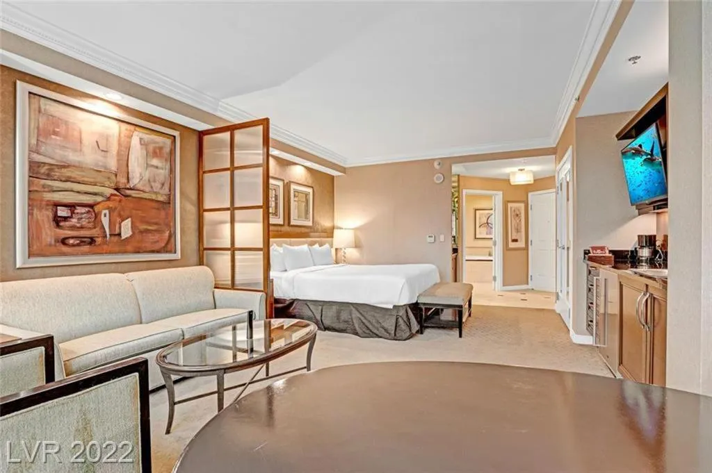 MGM signature tower 1