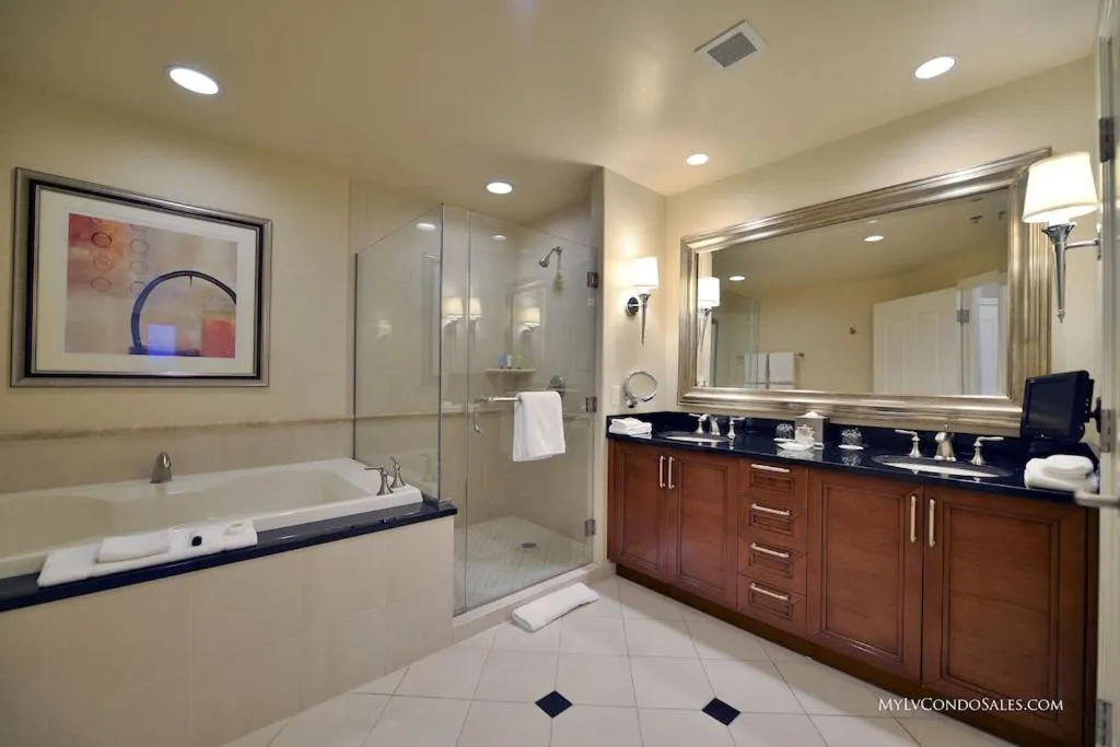 MGM signature tower 1