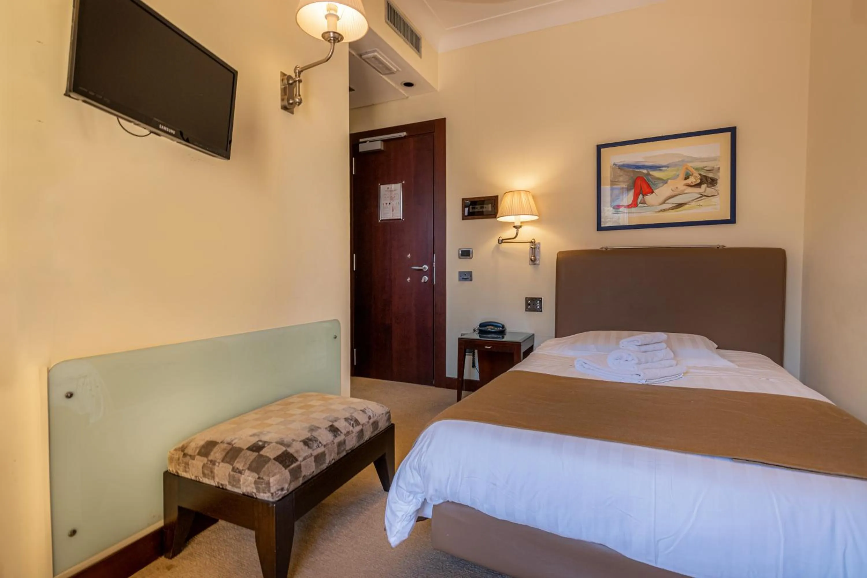 Bedroom, Bed in Hotel Cala Del Porto