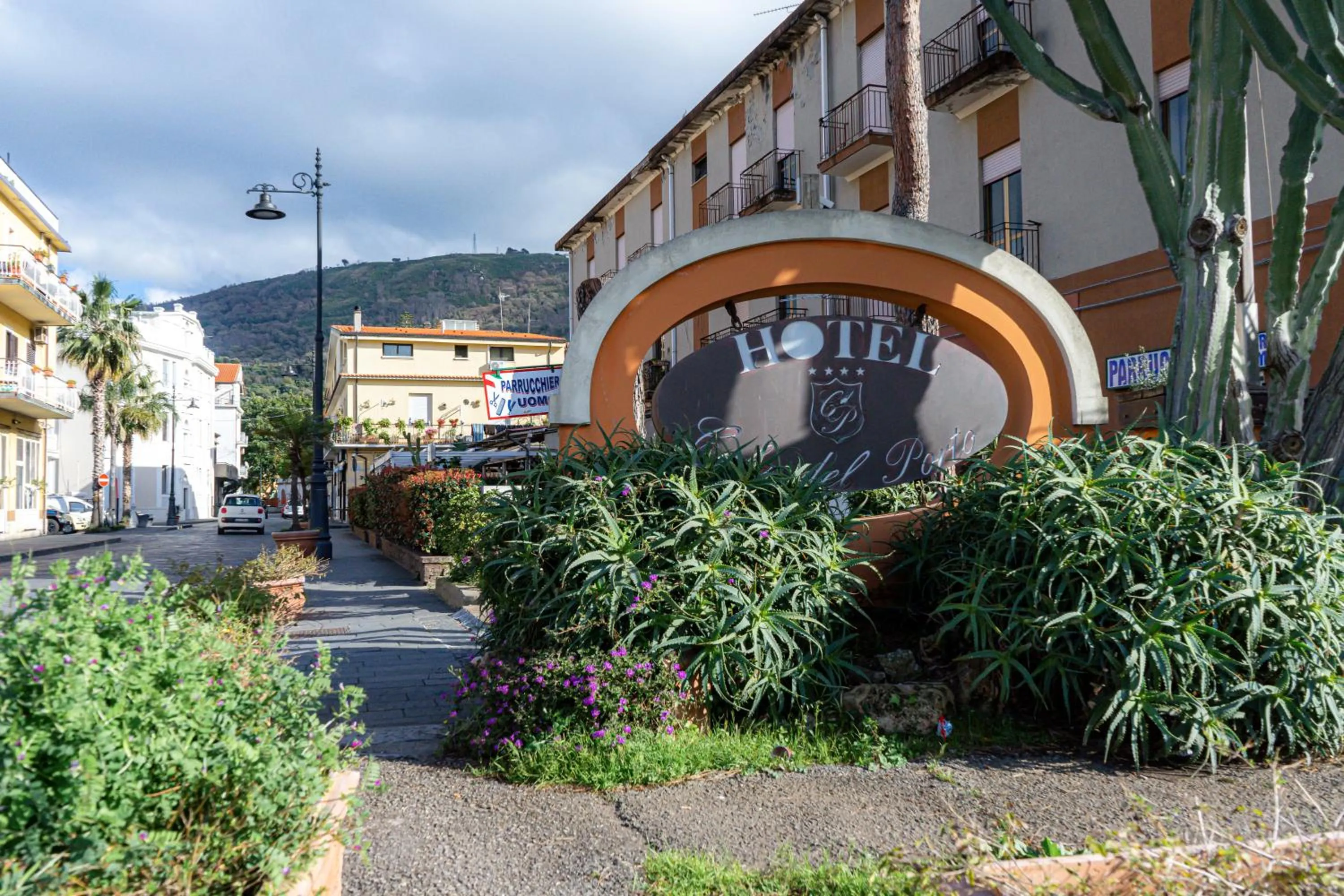 Property building in Hotel Cala Del Porto