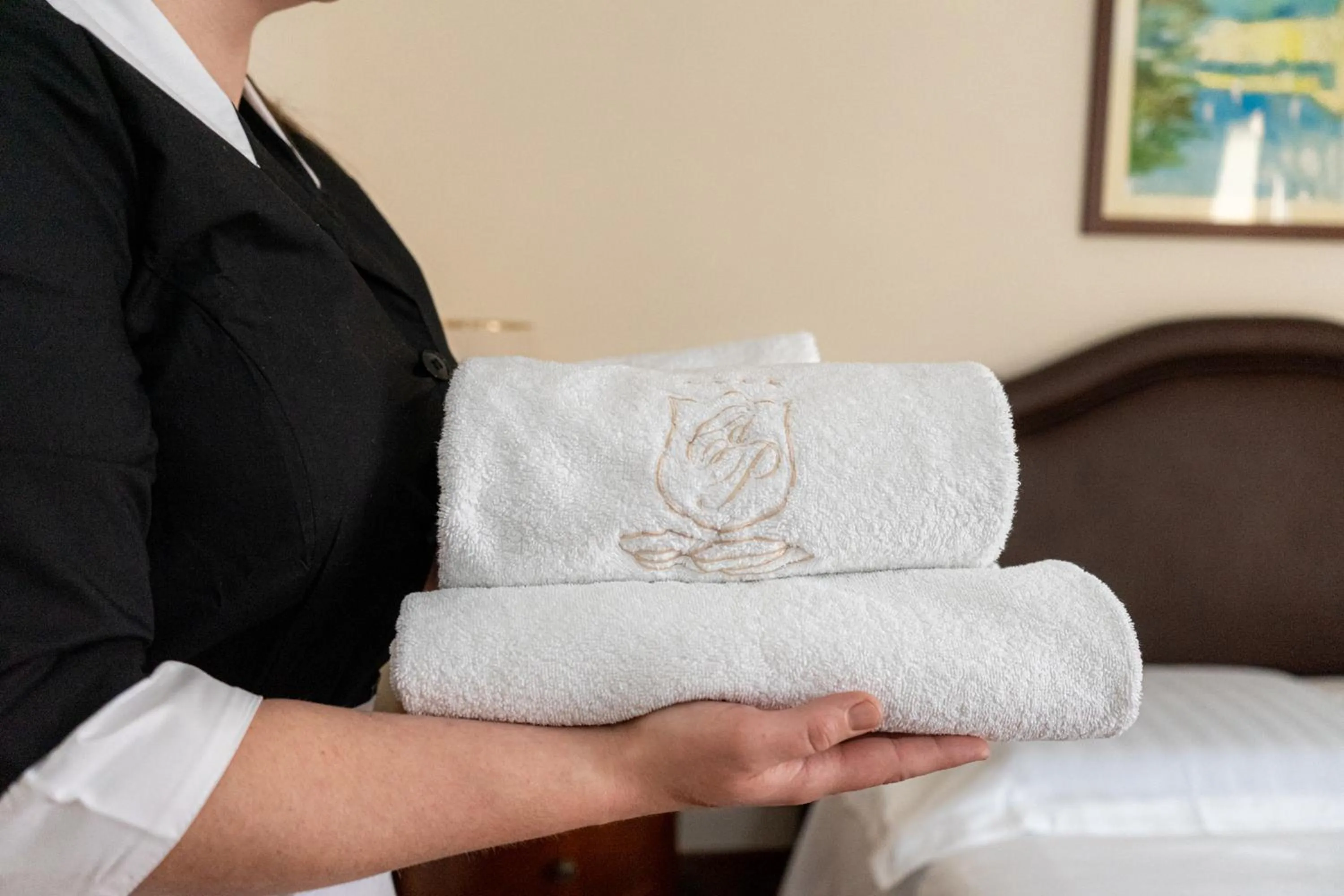 towels, Bed in Hotel Cala Del Porto