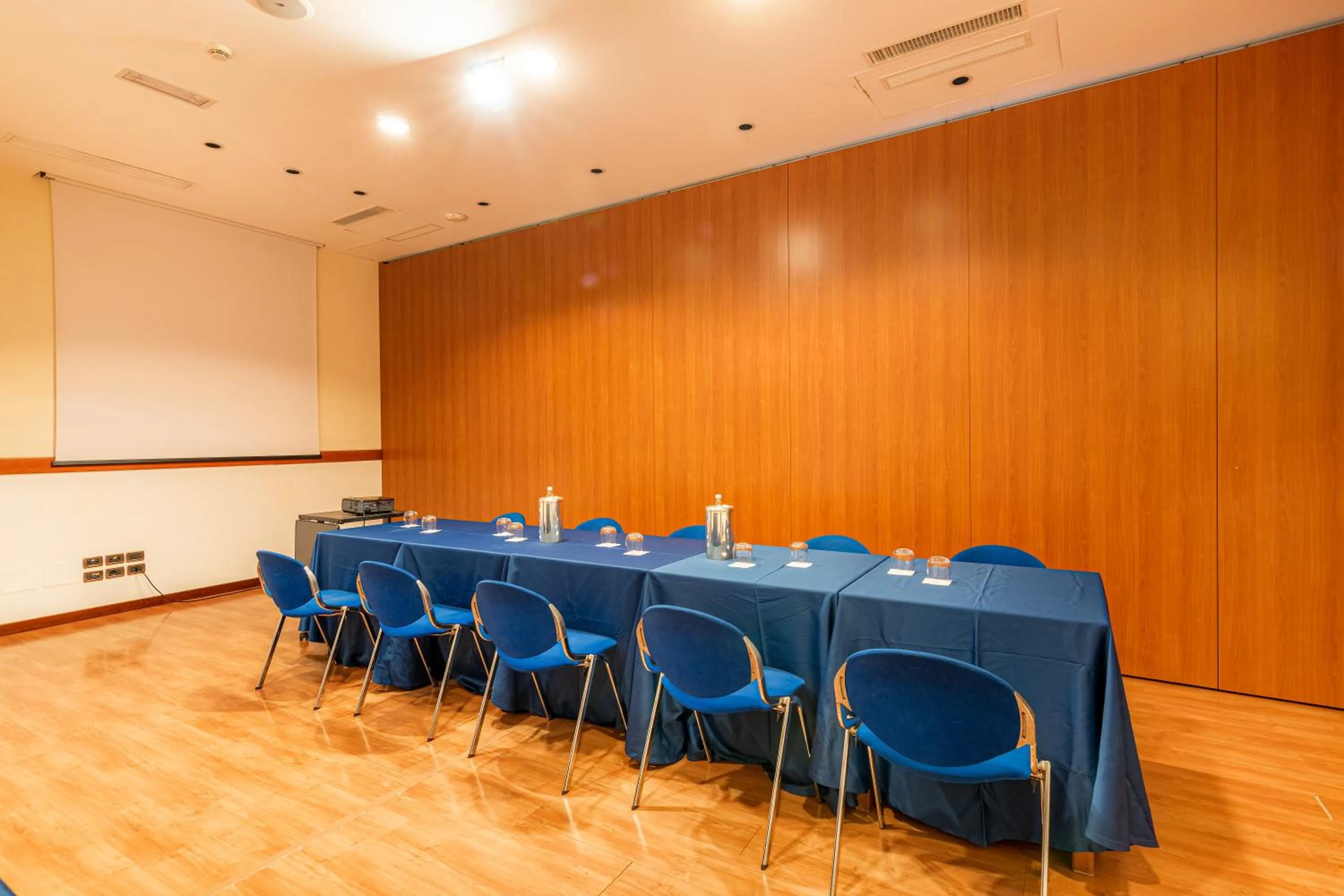 Meeting/conference room in Hotel Cala Del Porto