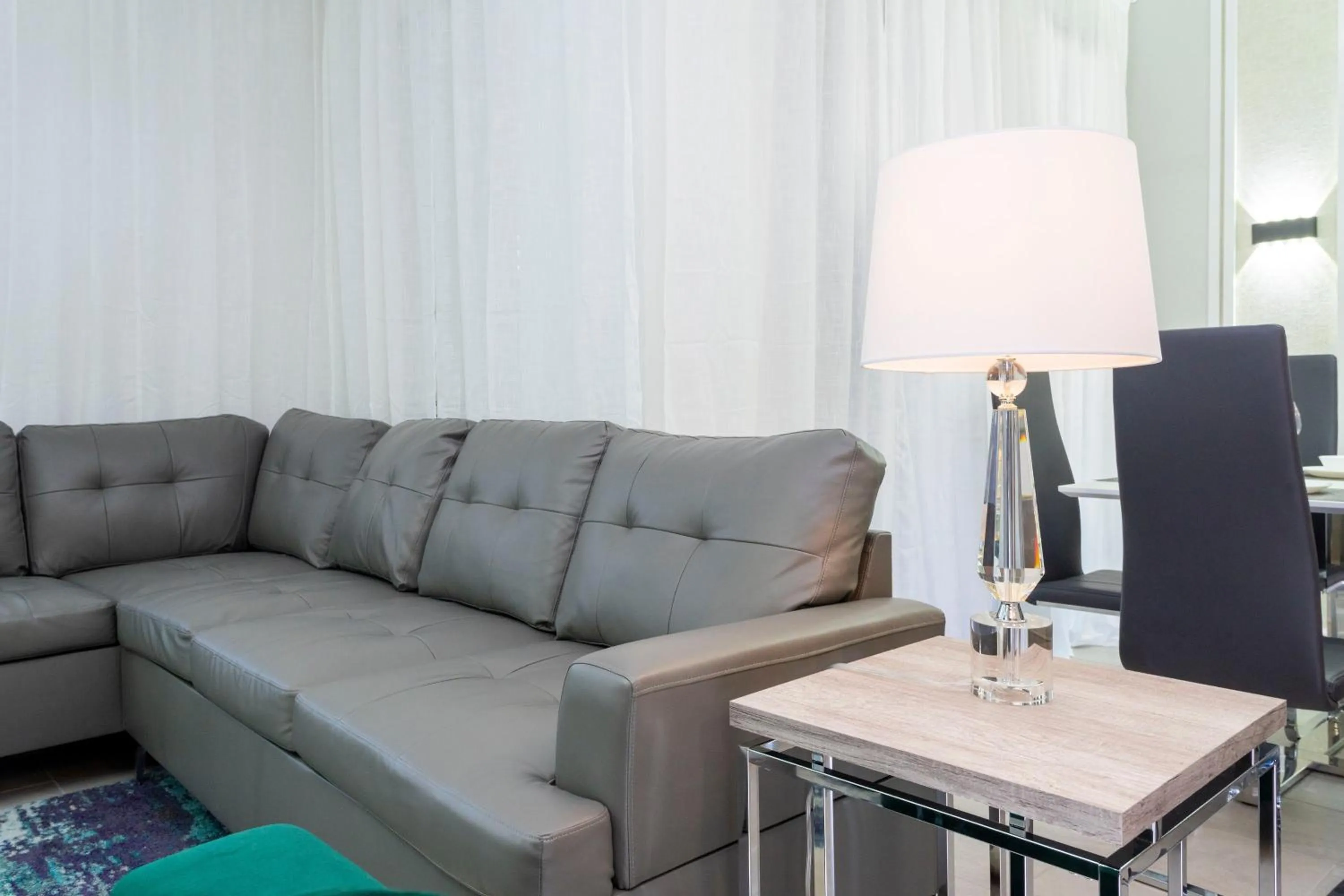 Gorgeous 4 Bd Close to Disney w/ Pool @ Storey Lake Resort 4245