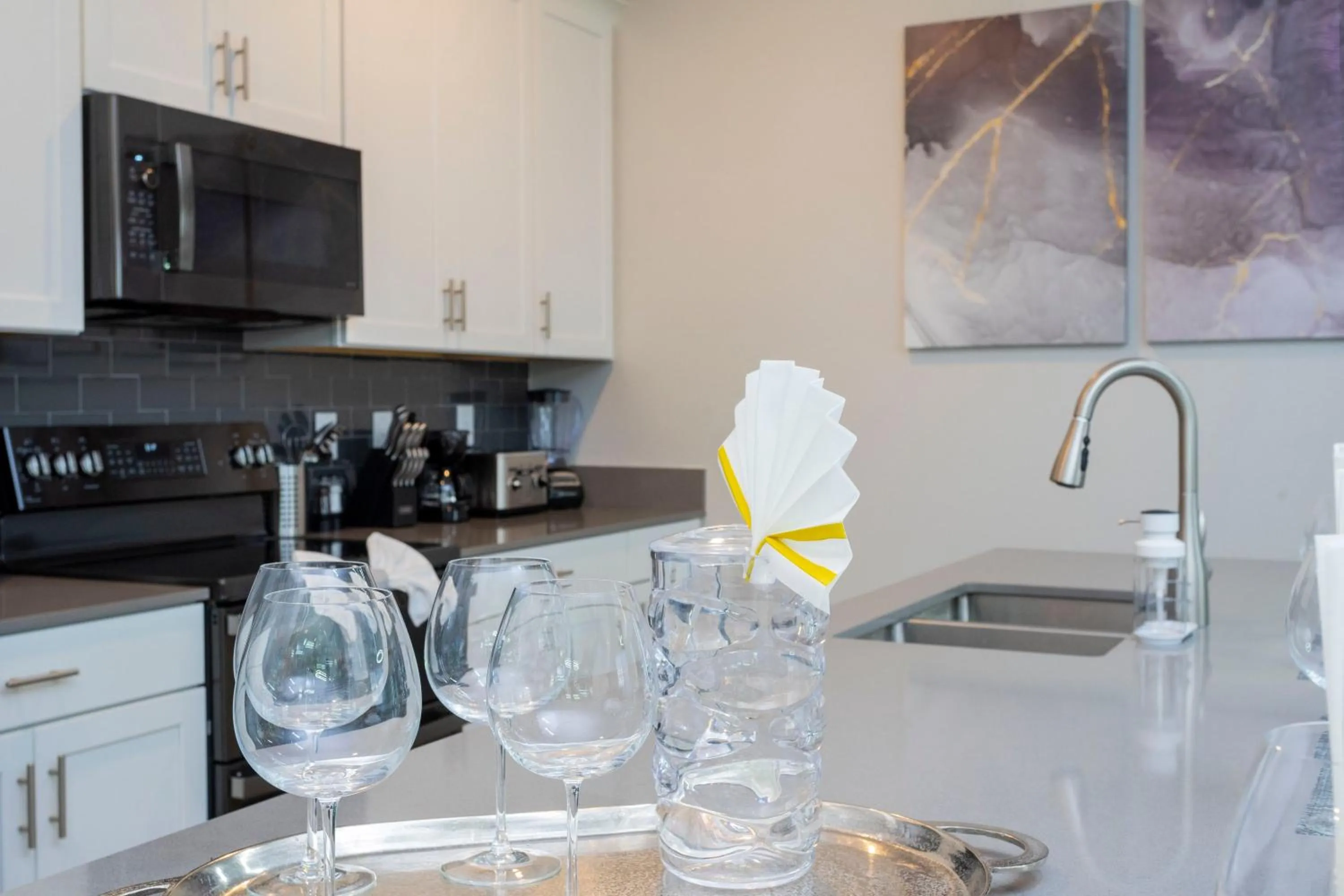 Gorgeous 4 Bd Close to Disney w/ Pool @ Storey Lake Resort 4245