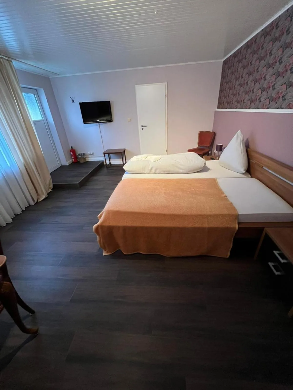 Bed in Gästehaus Geli