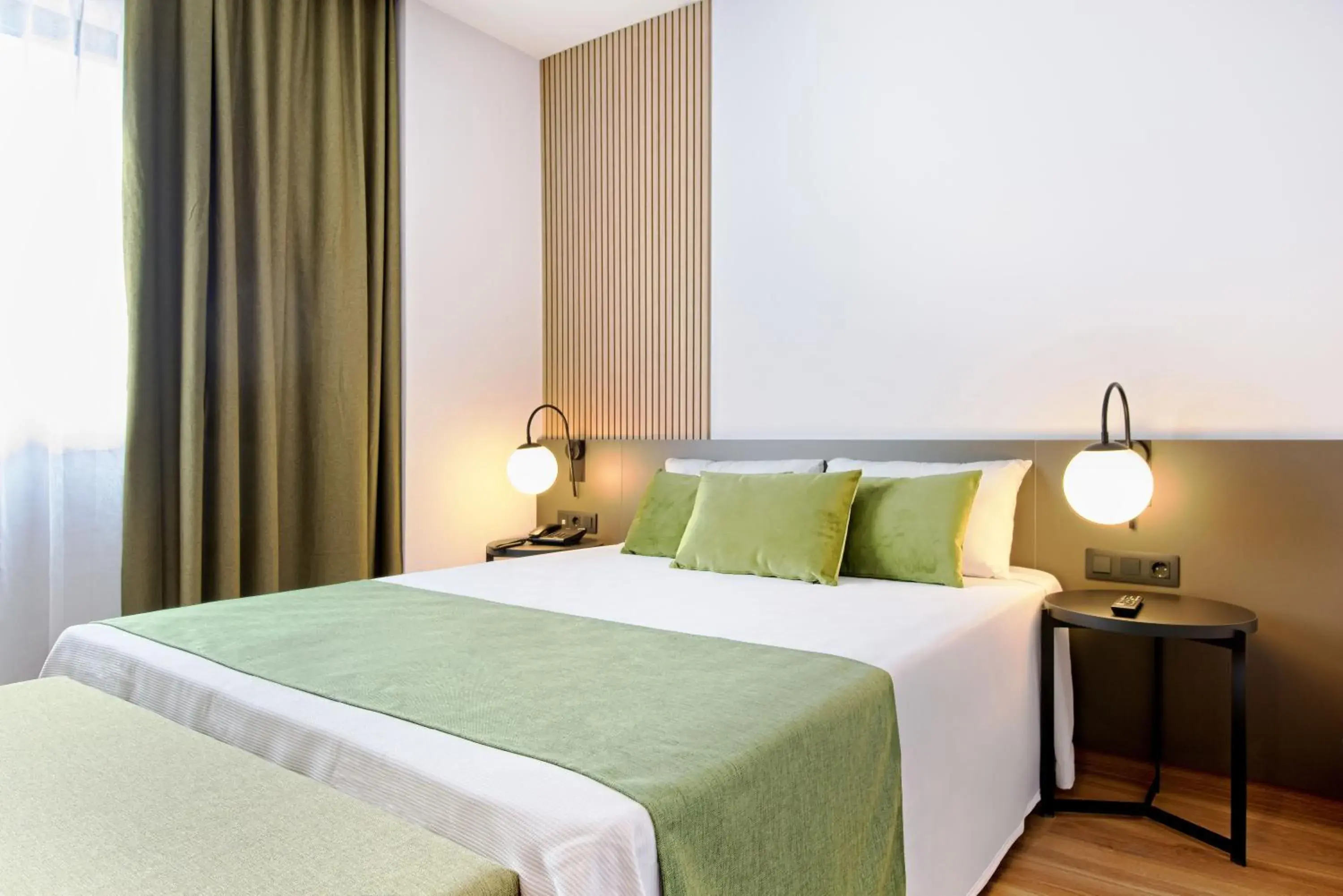 Double Room in DWO Colours Alcalá Double Room in DWO Colours Alcalá