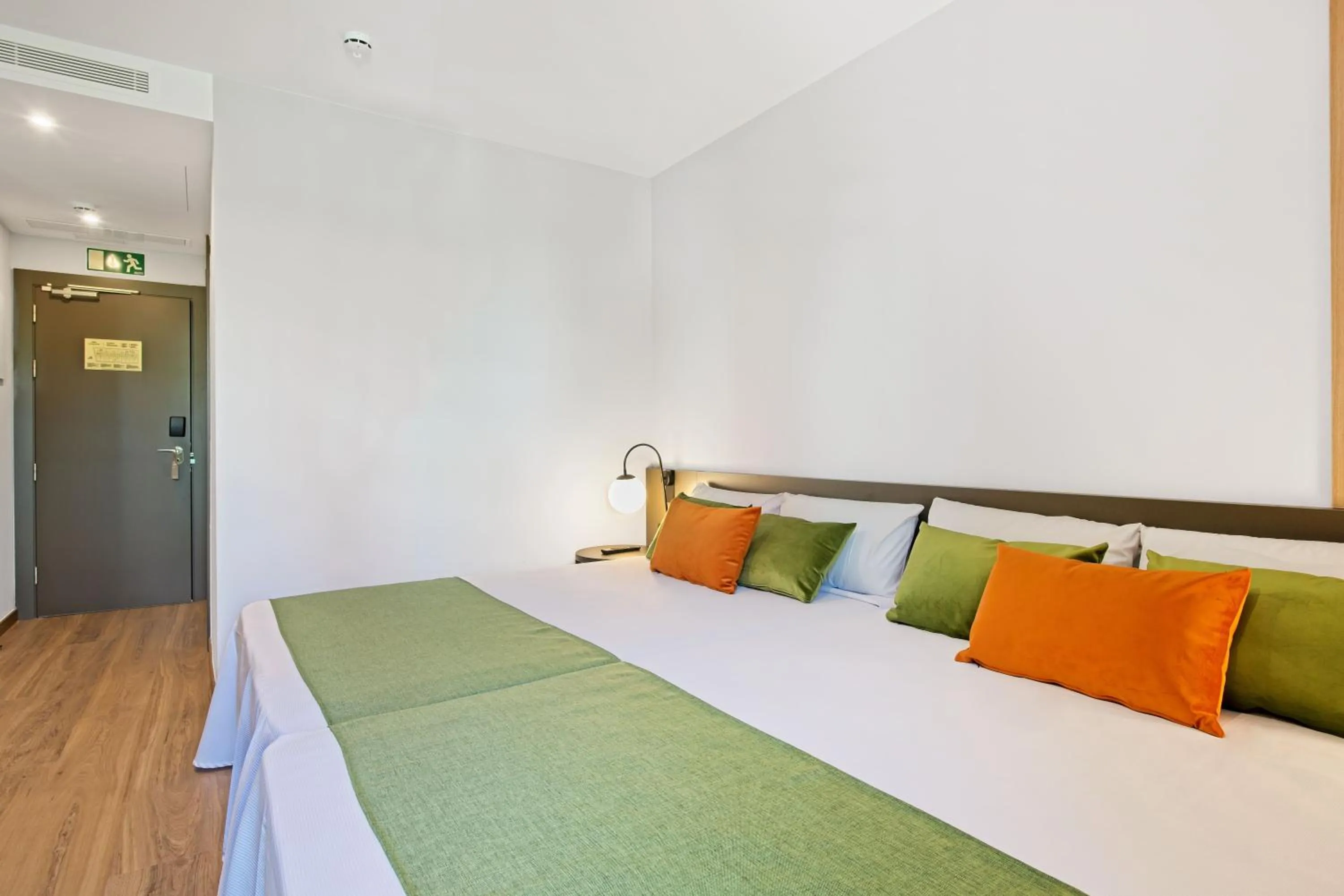 Bed in DWO Colours Alcalá