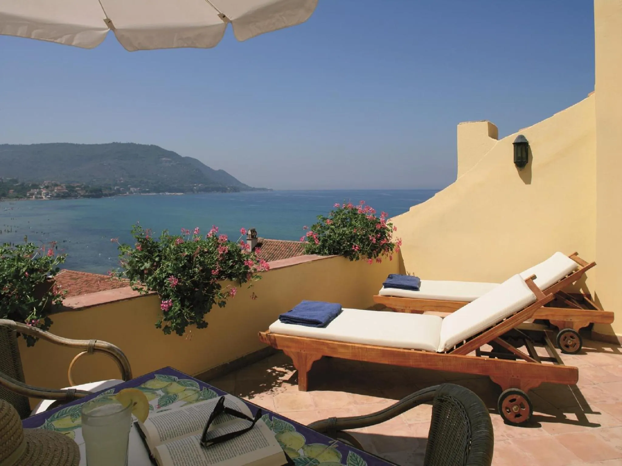 View (from property/room) in Palazzo Belmonte