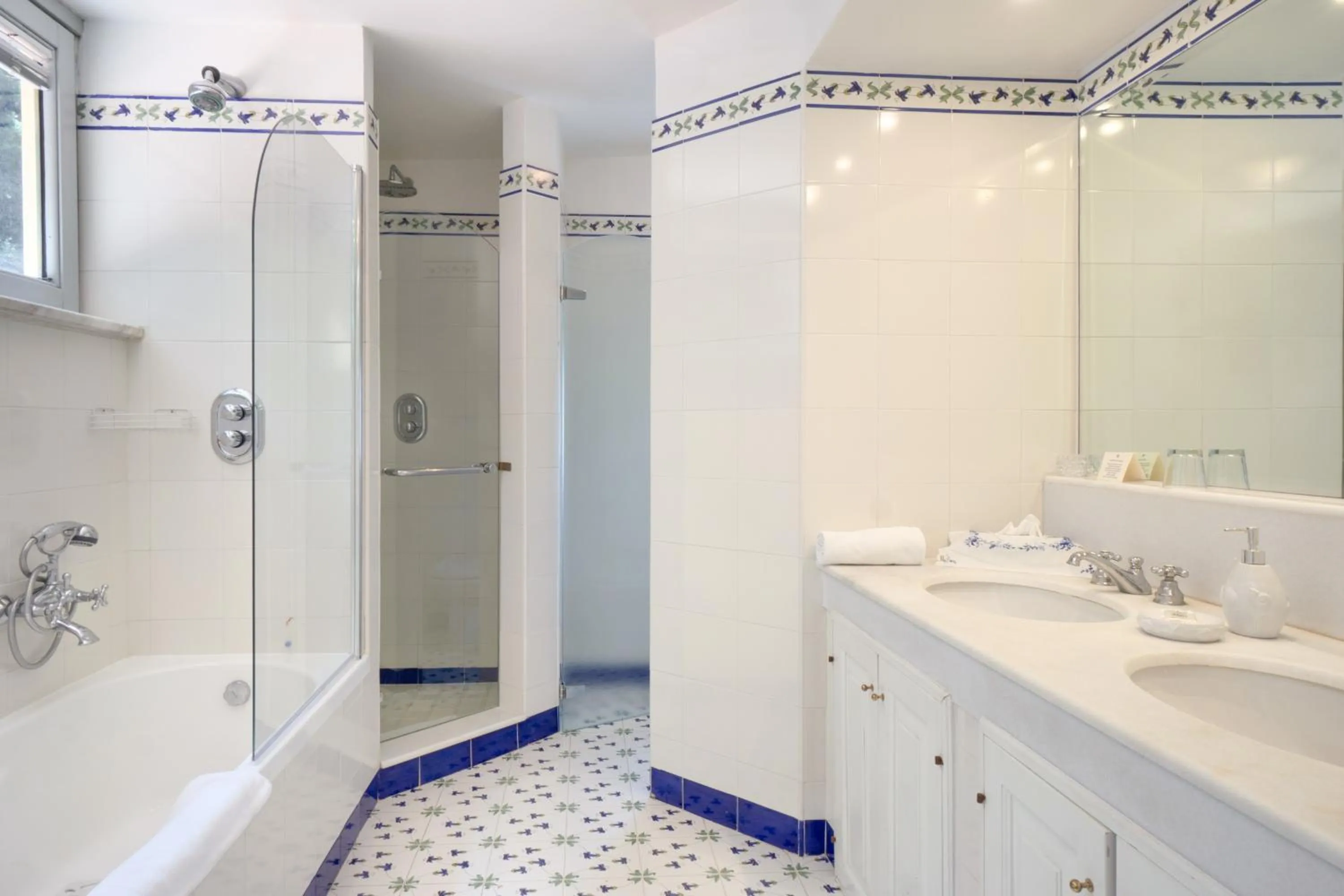 Bathroom in Palazzo Belmonte