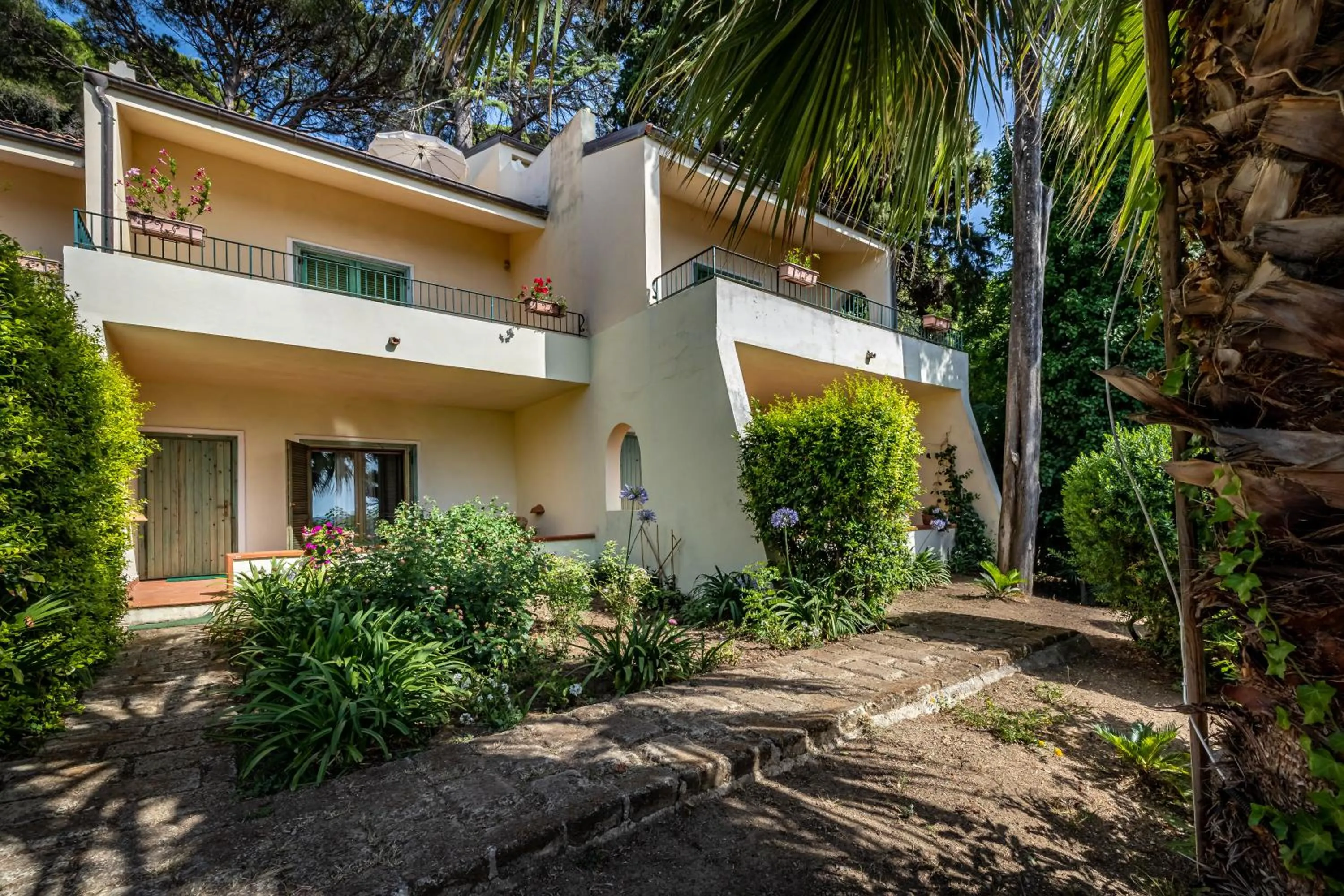 Property building in Palazzo Belmonte