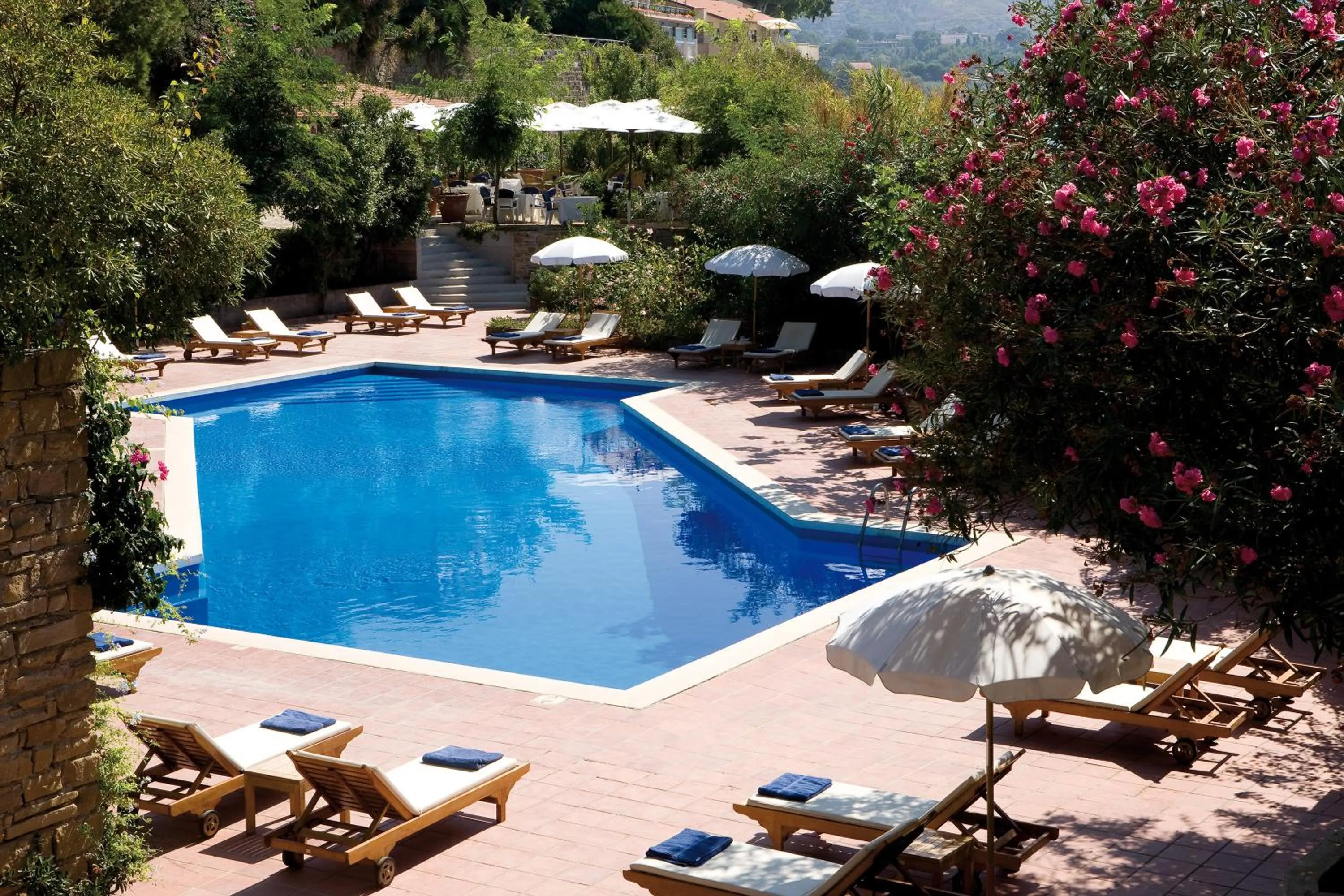 Swimming pool in Palazzo Belmonte