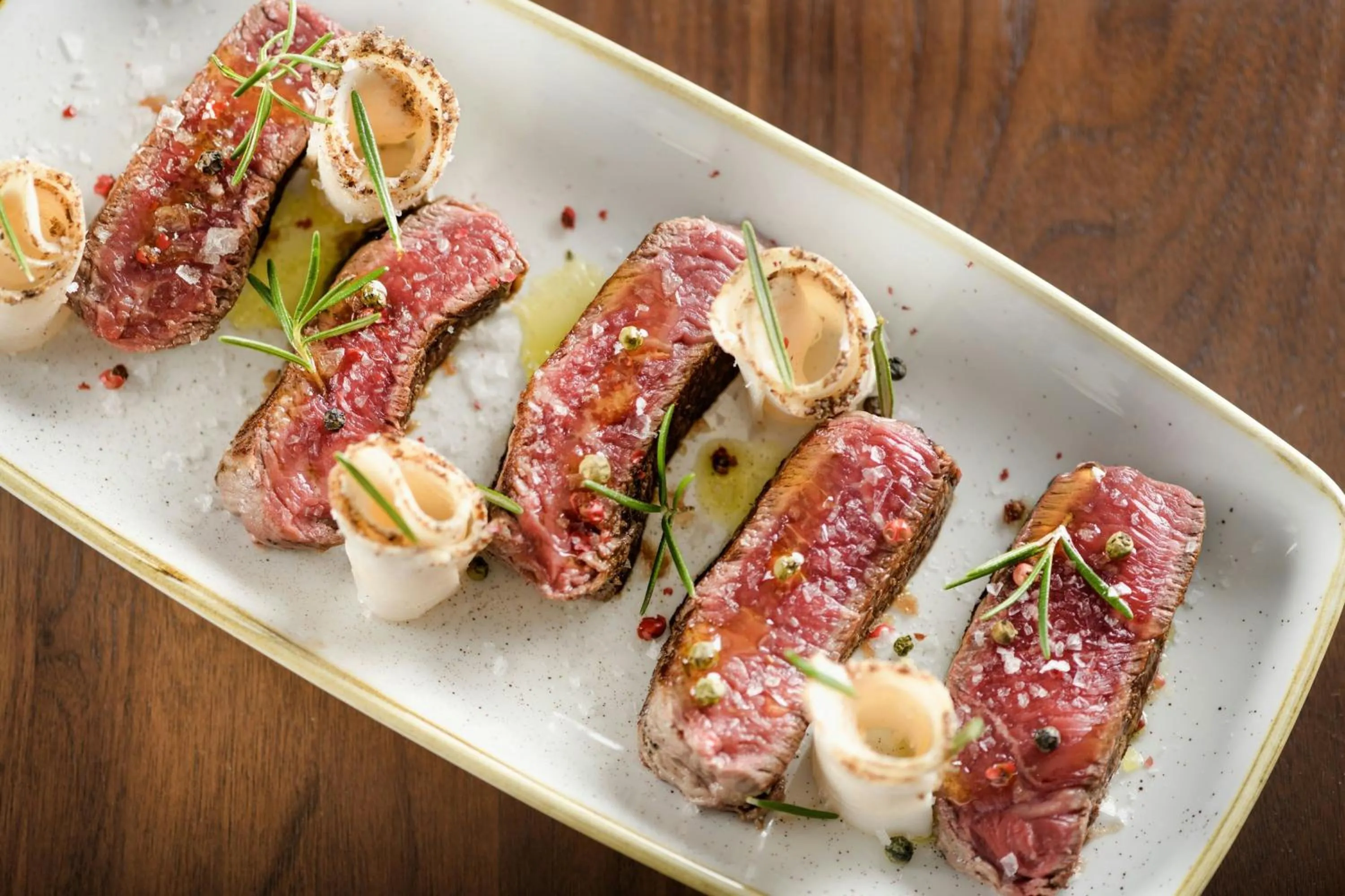 Lounge or bar in AC Hotel by Marriott Pisa