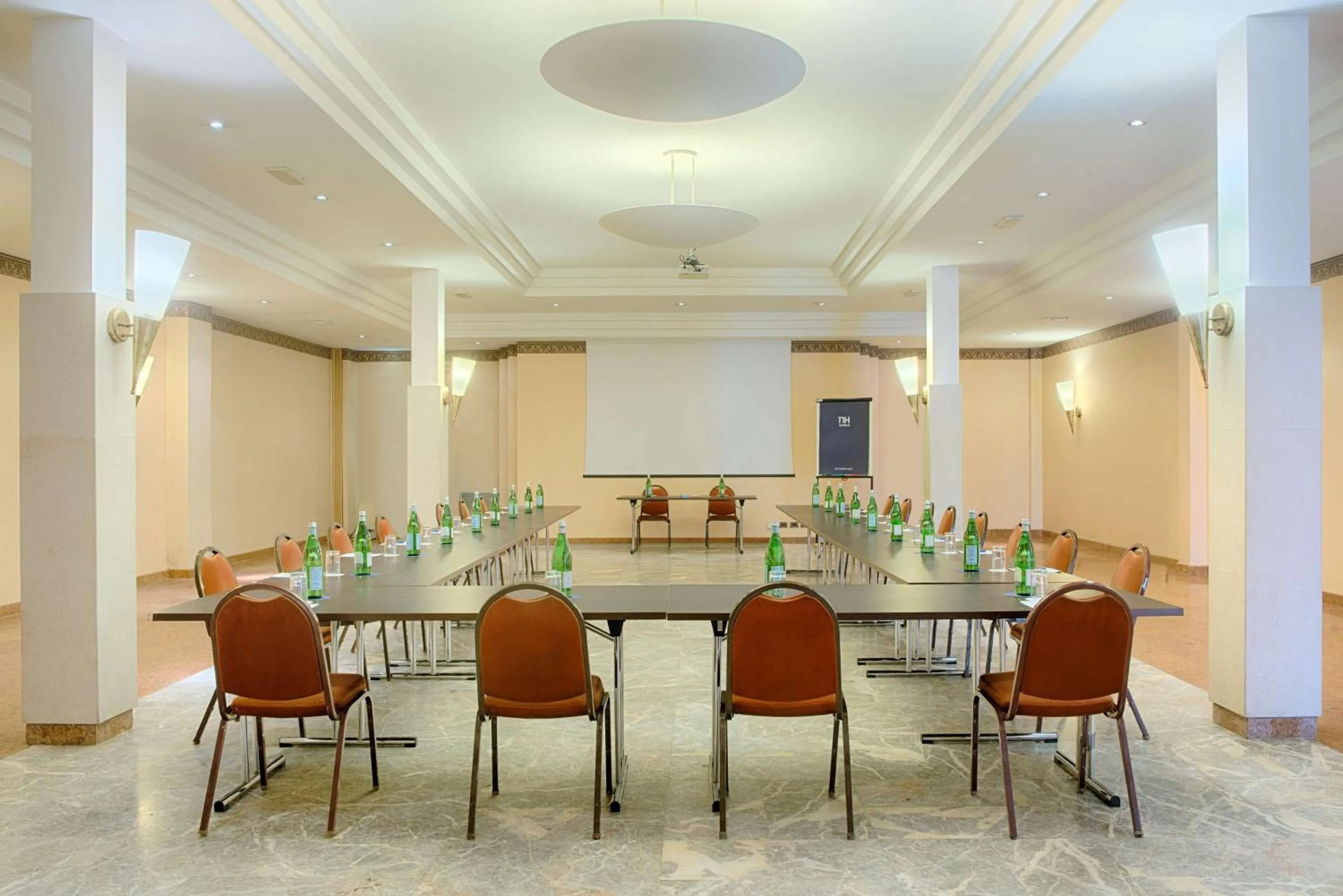 Meeting/conference room in NH Ravenna