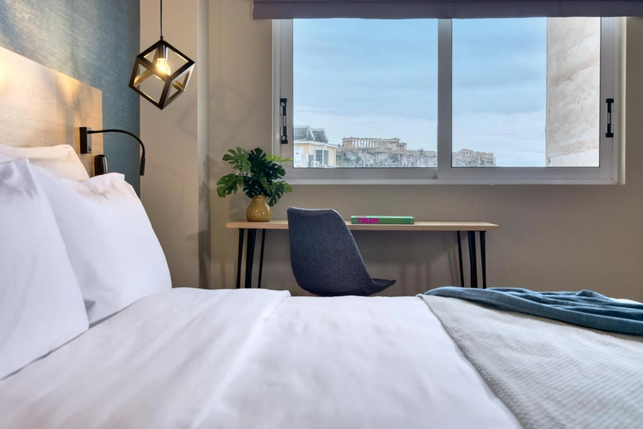 Bed in Arcade Hotel Athens