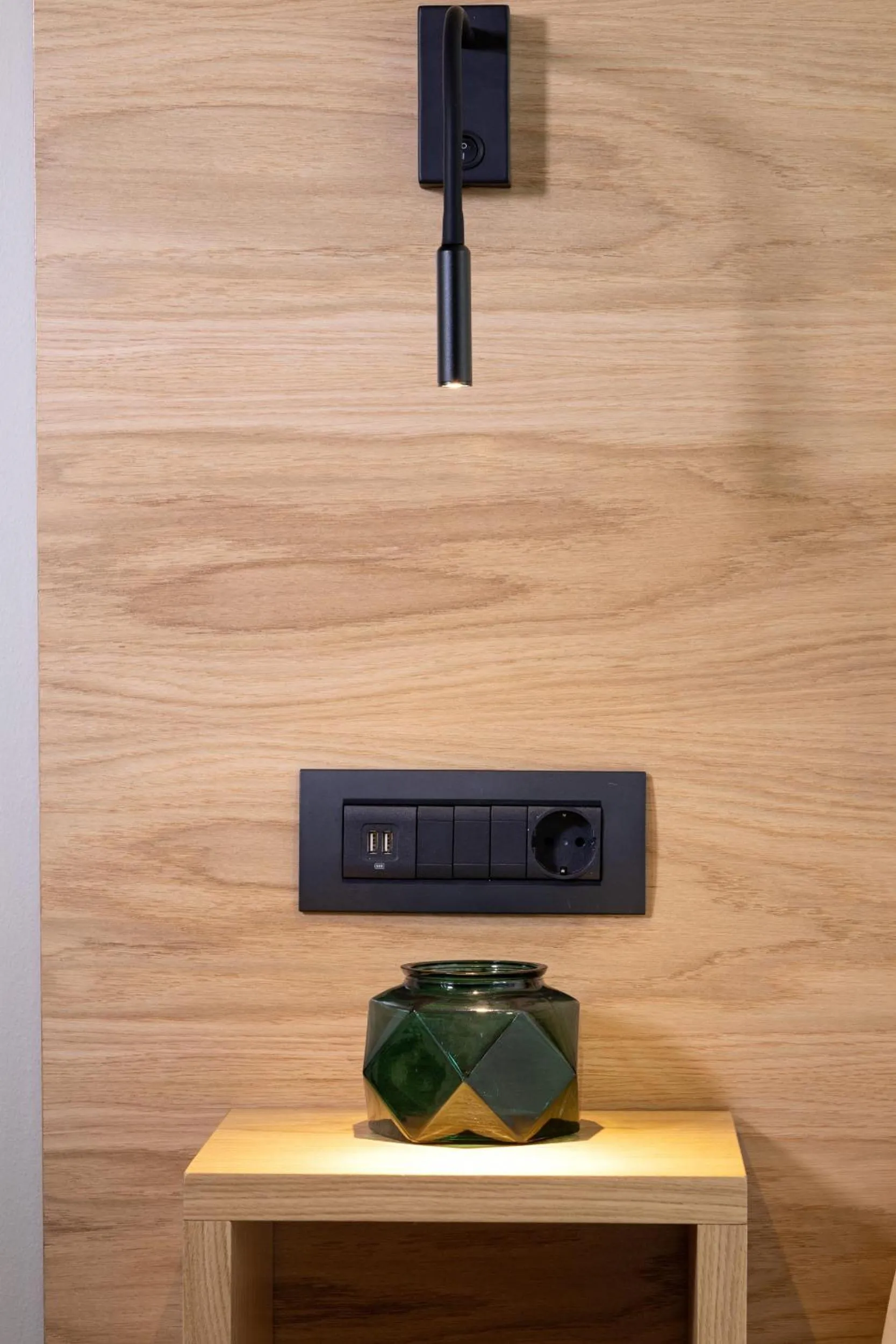 Bed in Arcade Hotel Athens