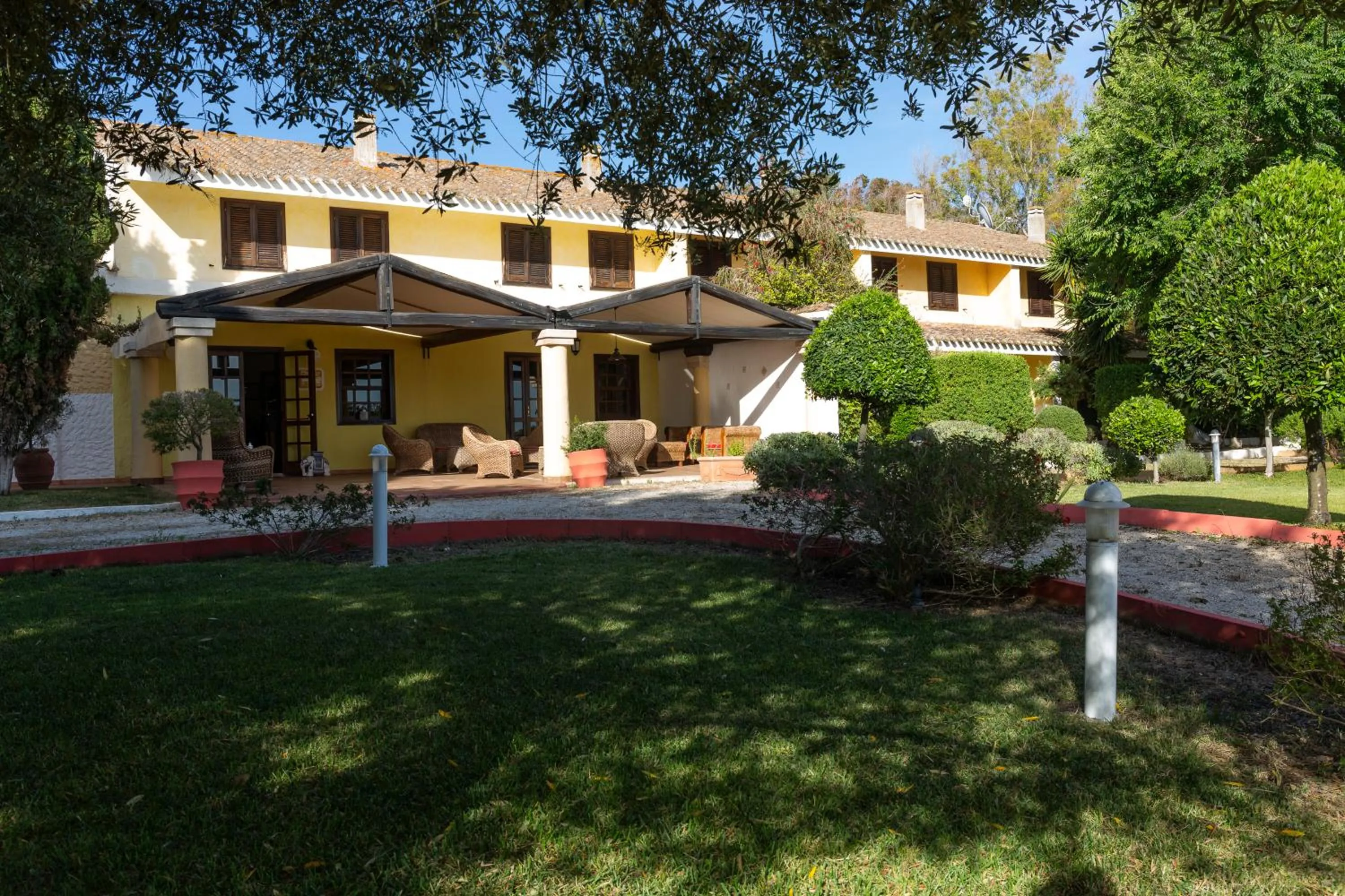 Property building in Is Benas Country Lodge