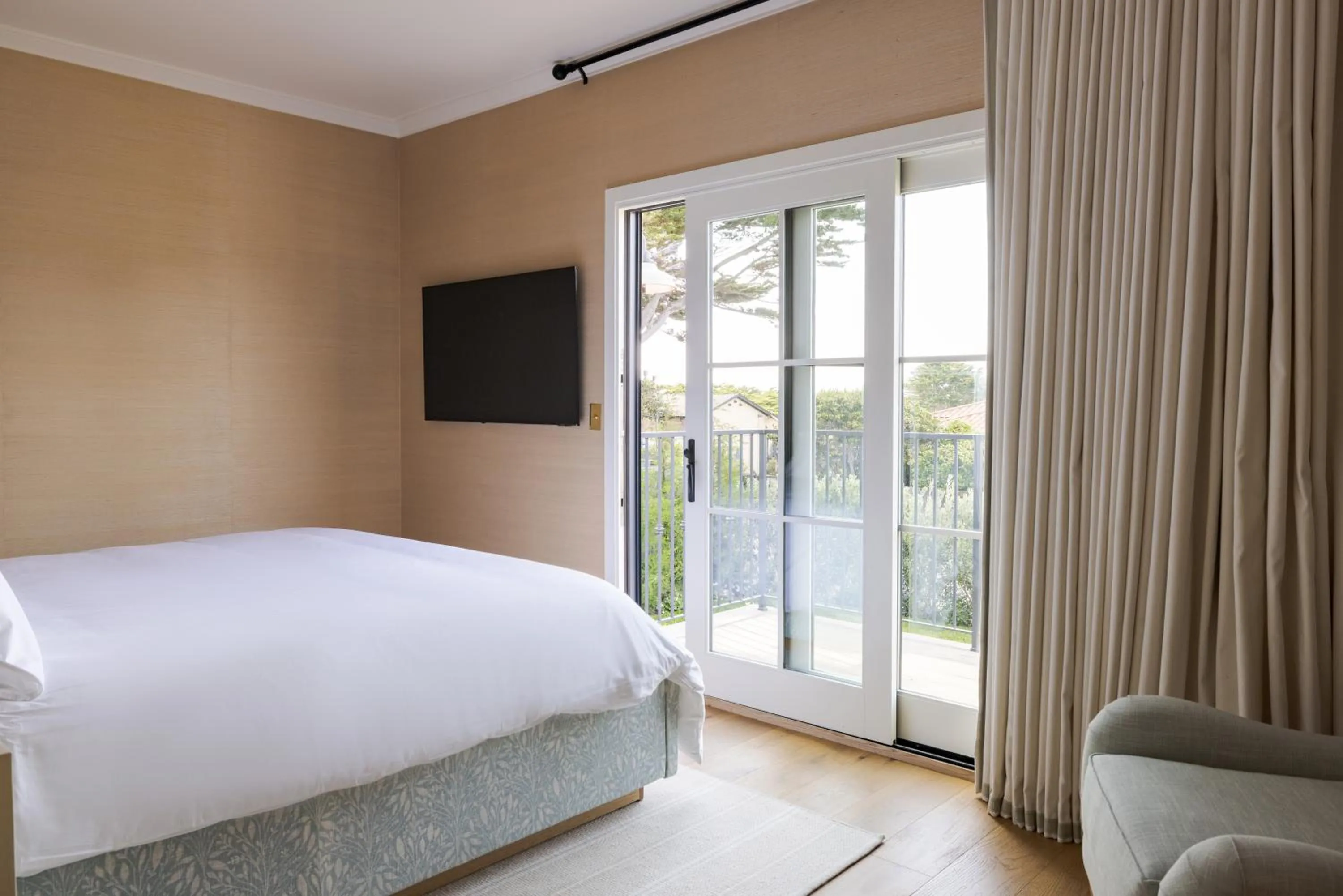 Bed in Villa Mara Carmel