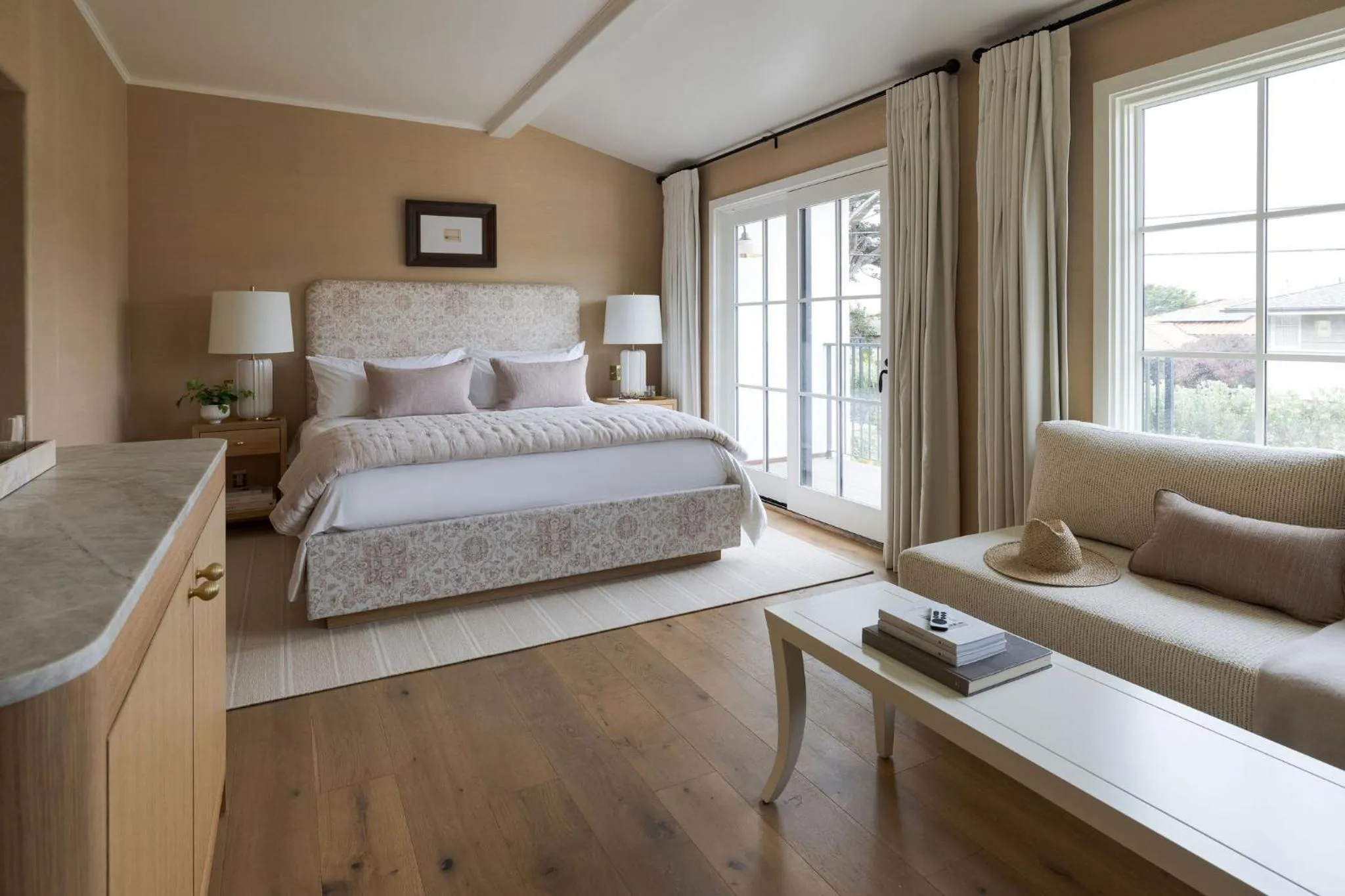 Photo of the whole room, Bed in Villa Mara Carmel