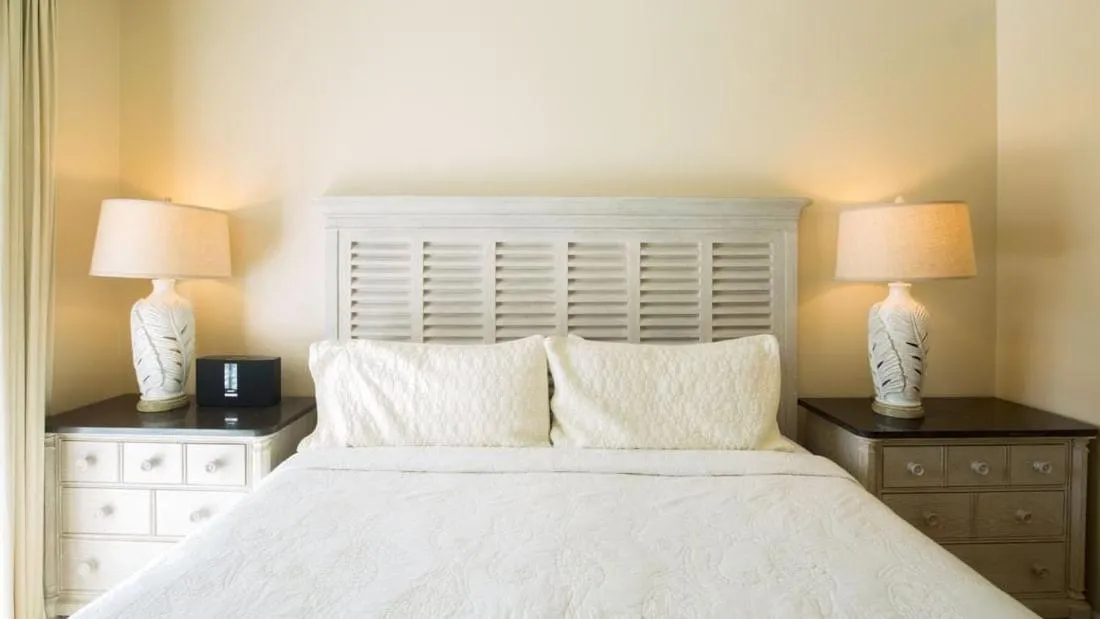 Bed in Villa Renaissance Grace Bay