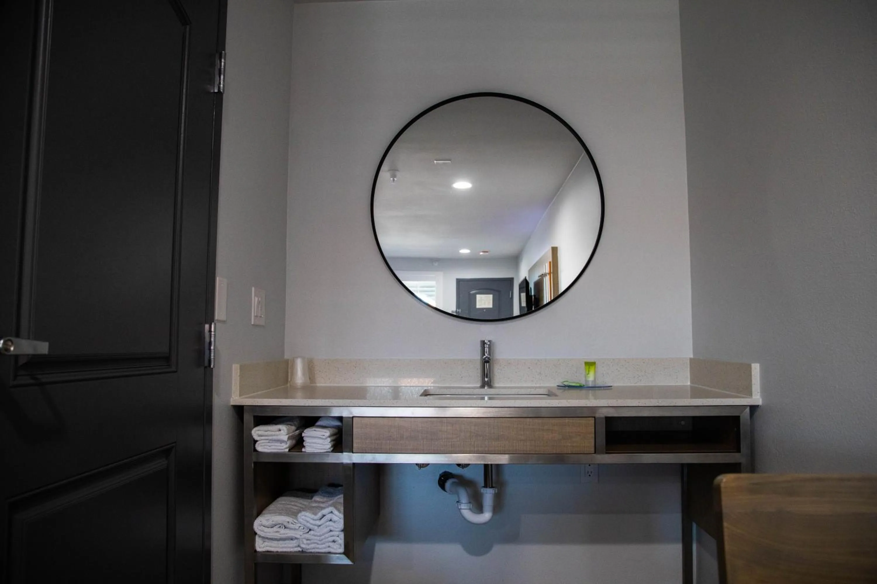 Pico Rivera Inn and Suites