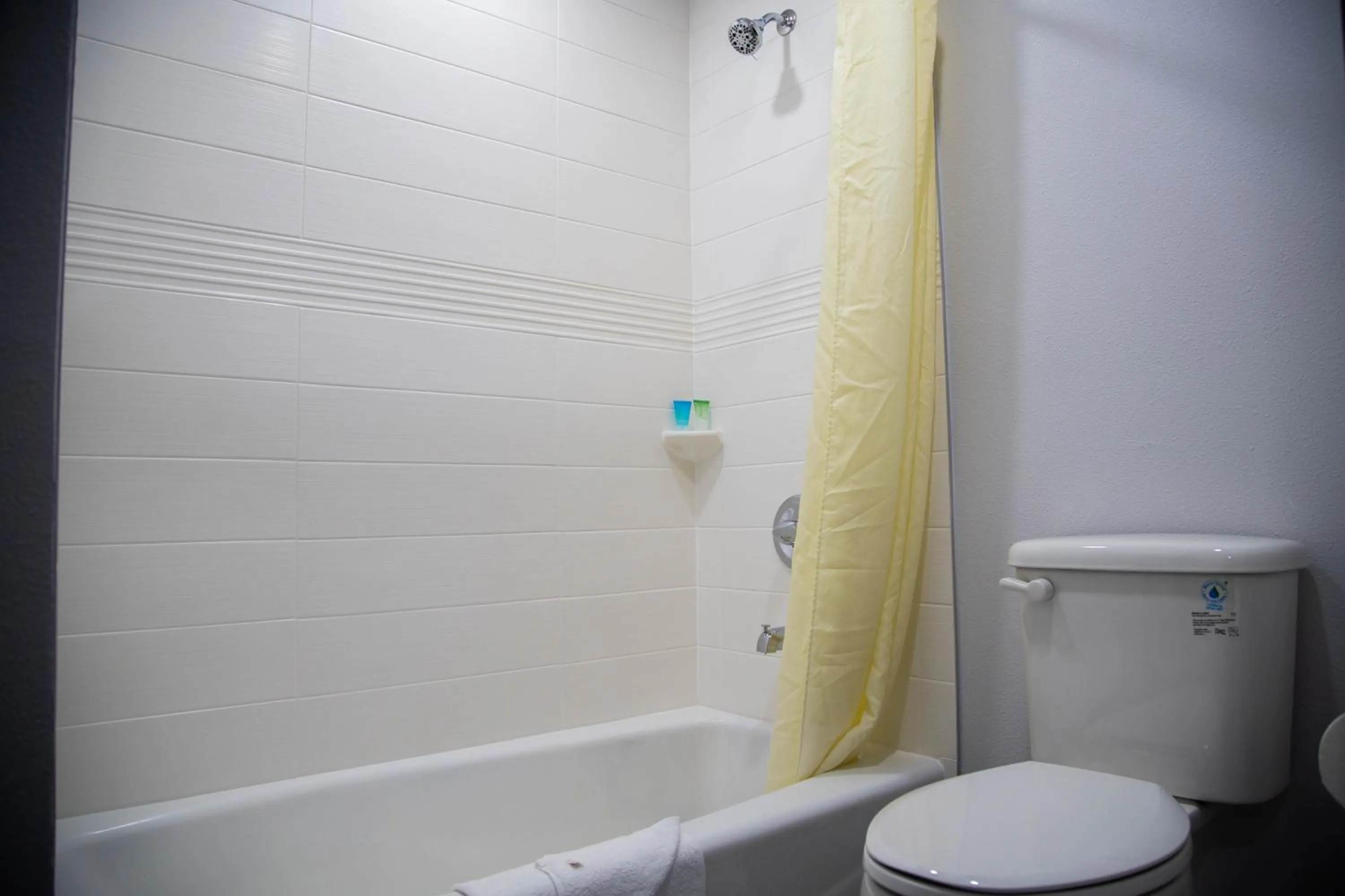 Pico Rivera Inn and Suites