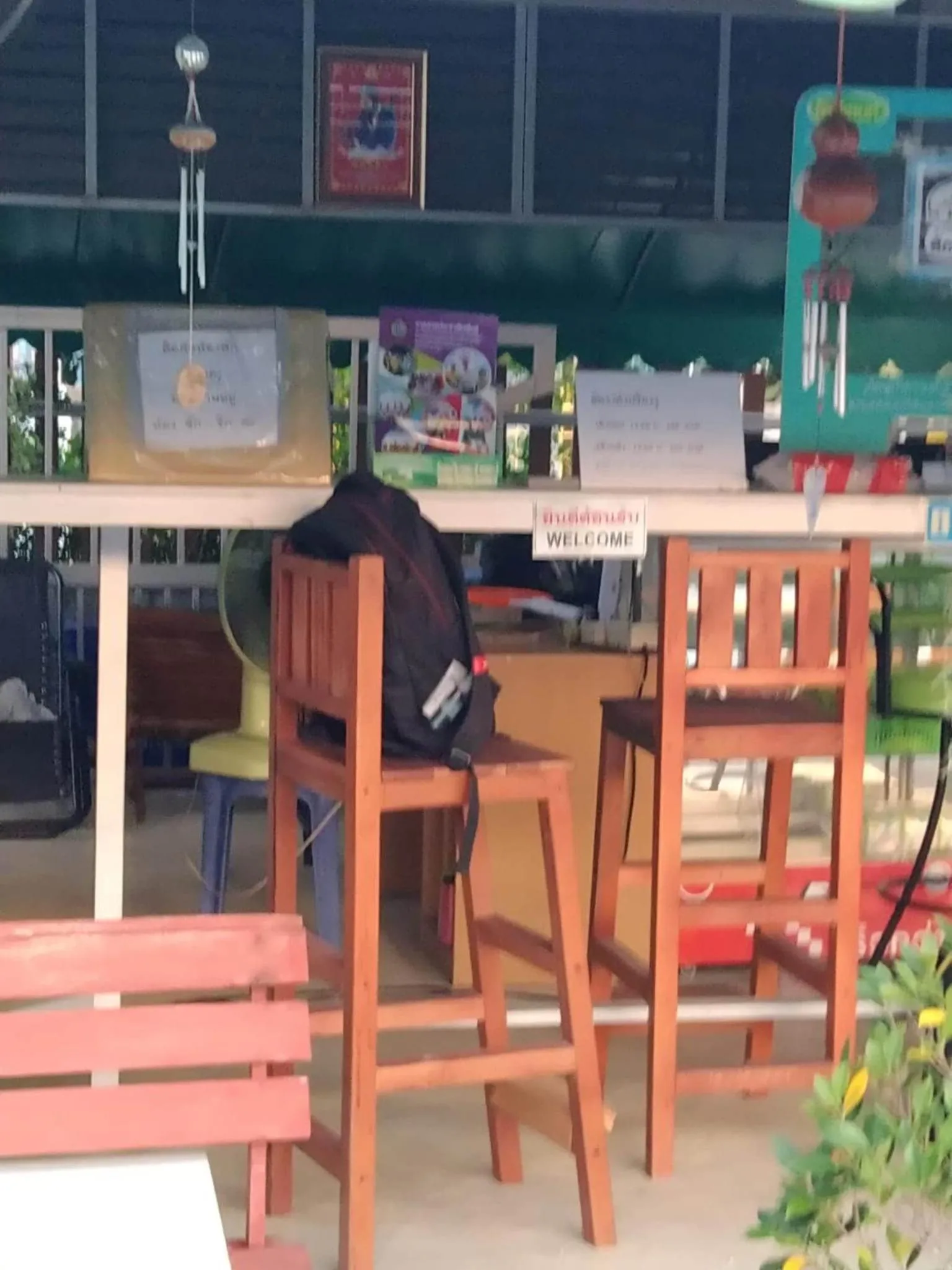 Restaurant/places to eat in Moo Yim Resort