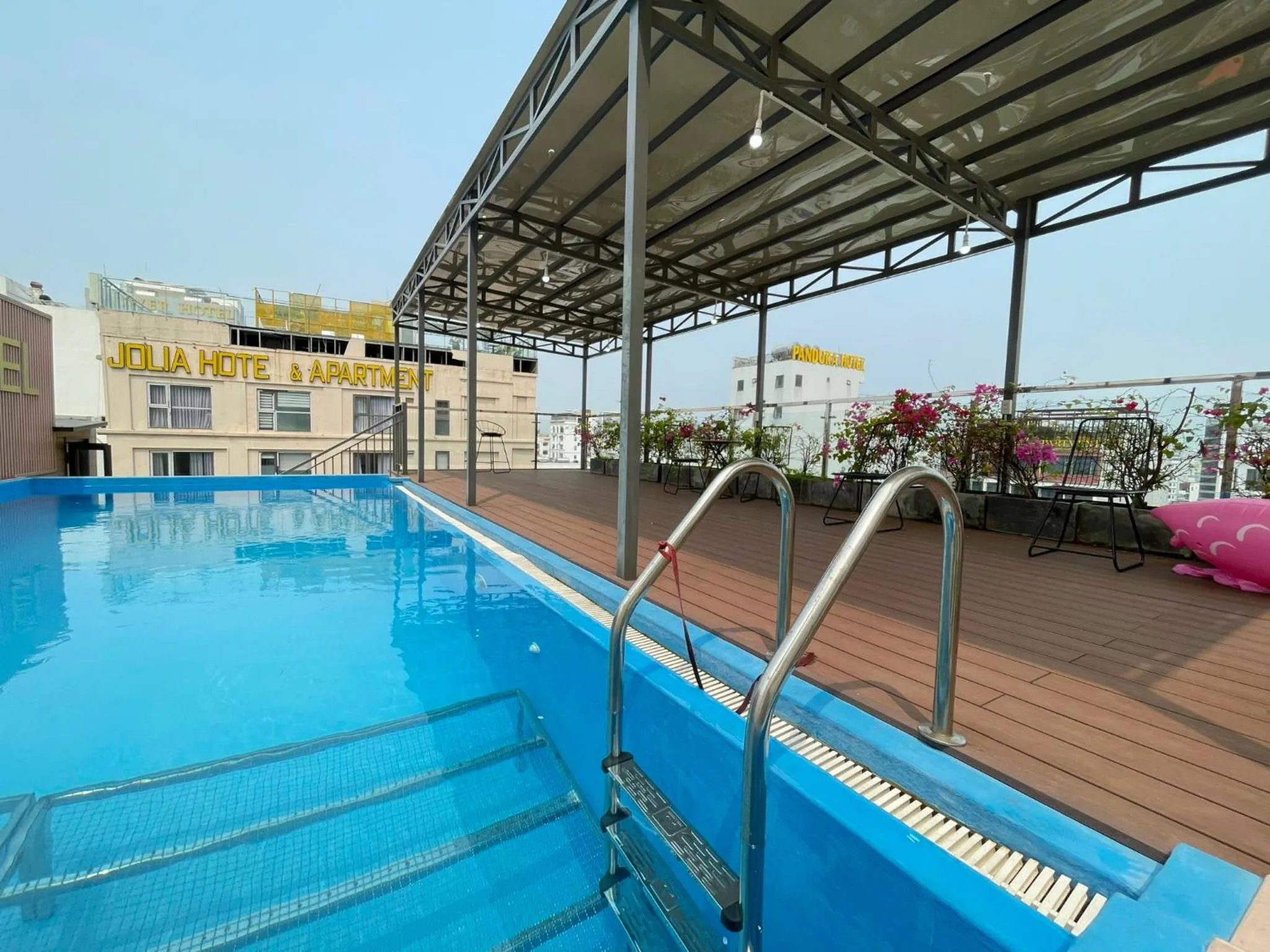 Balcony/Terrace in Hummer Hotel & Apartment Da Nang Beach