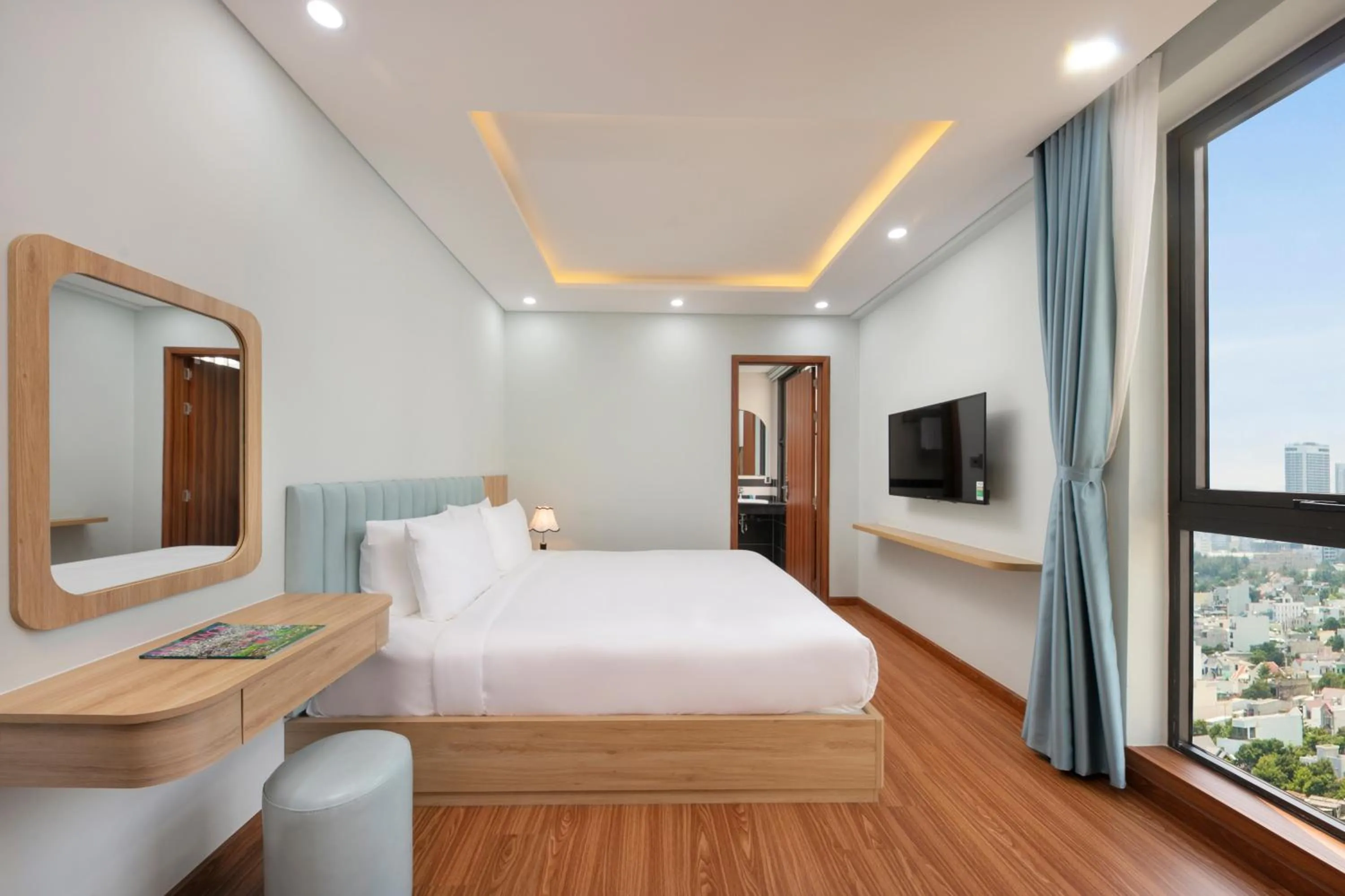 Bedroom, Bed in Hummer Hotel & Apartment Da Nang Beach
