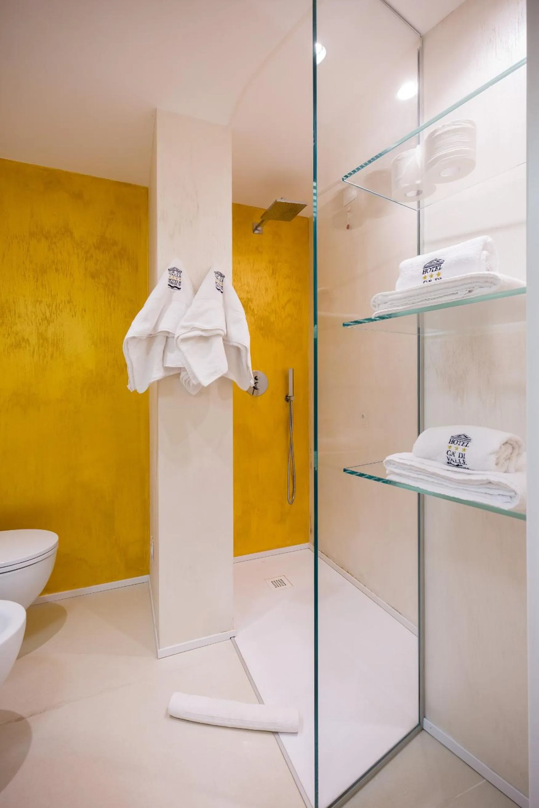 Bathroom in Hotel Ca' Di Valle