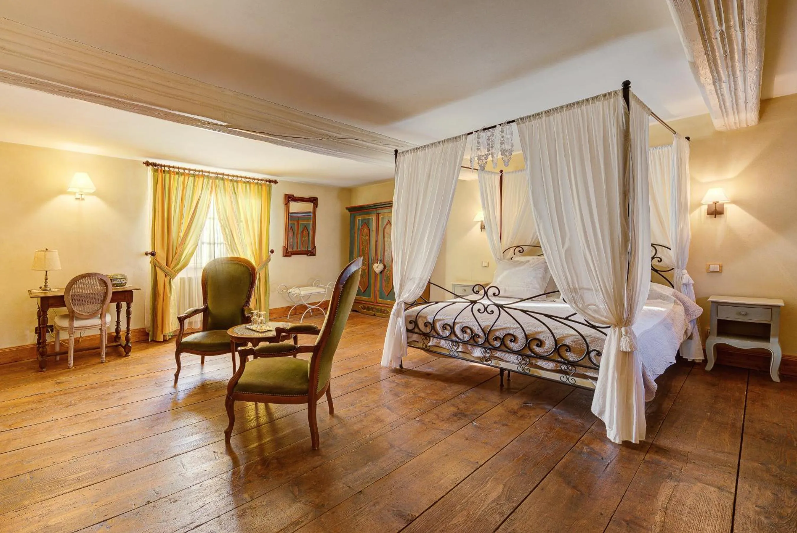 Bed in Au Fil du Temps