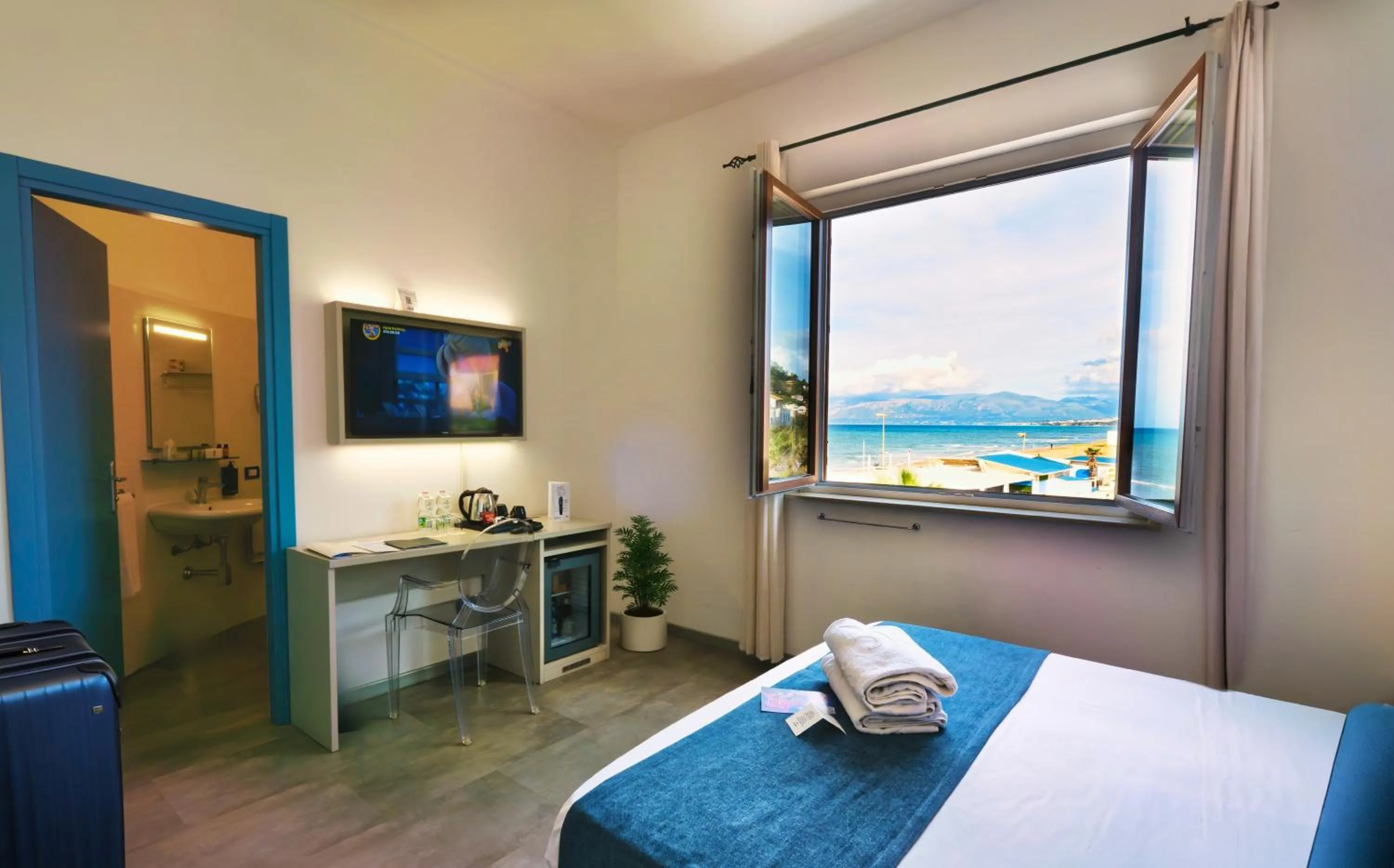 Bed in Hotel La Battigia