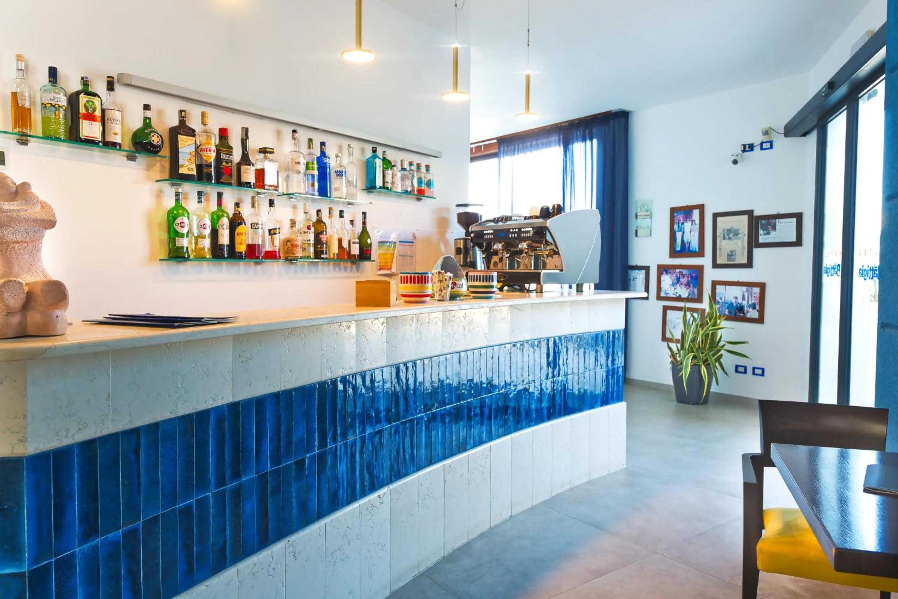 Lounge or bar in Hotel La Battigia