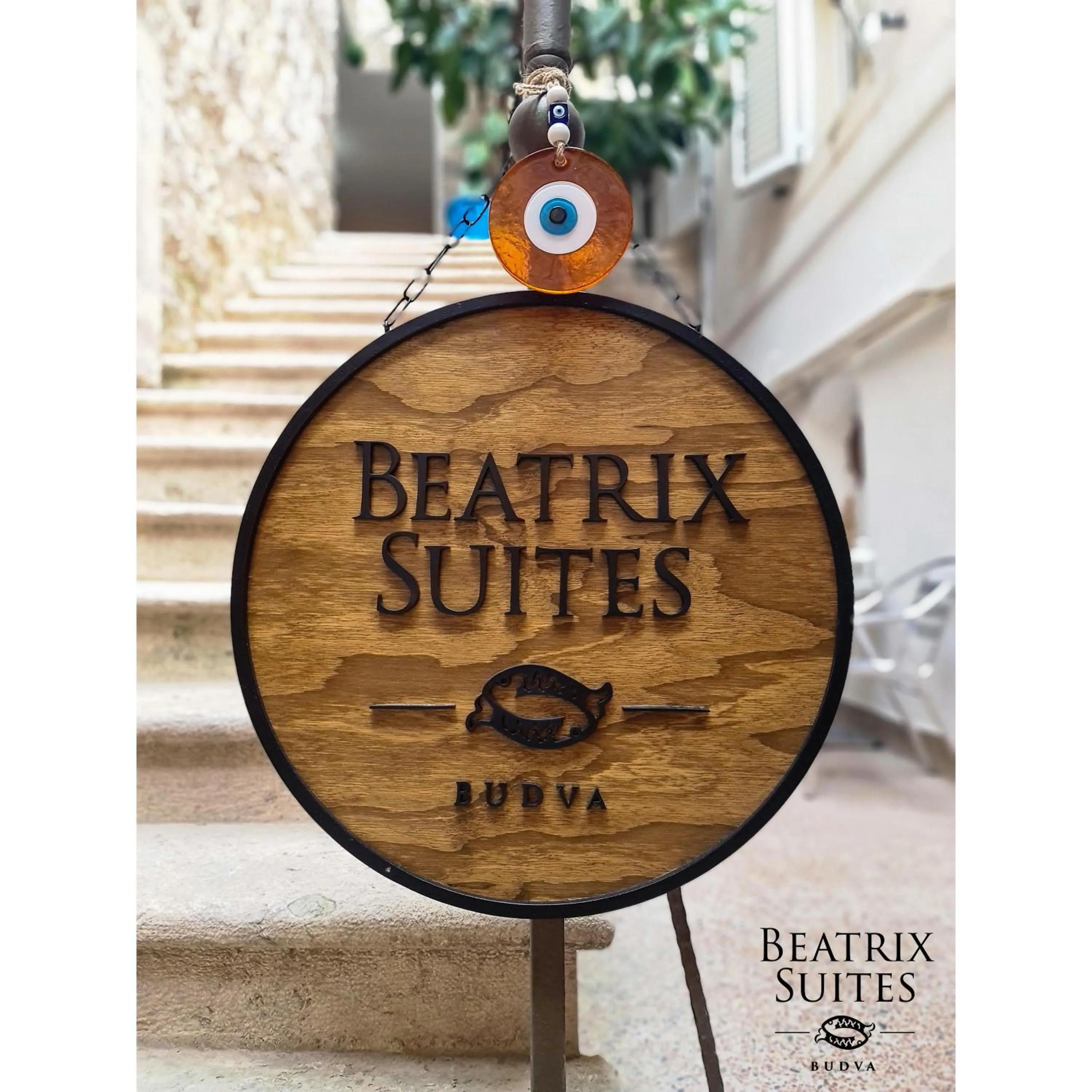 Logo/Certificate/Sign in Beatrix Suites