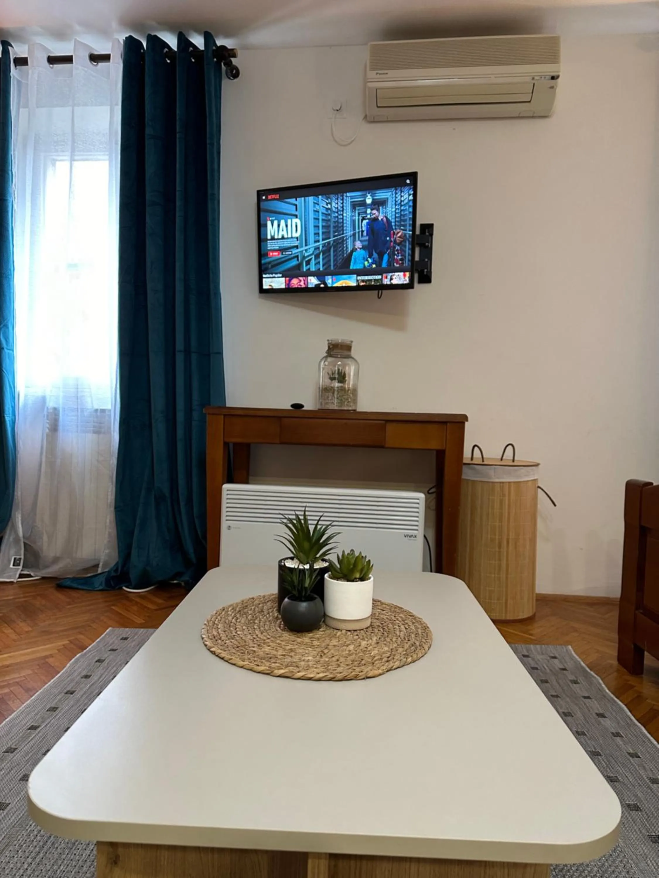 TV and multimedia in Beatrix Suites