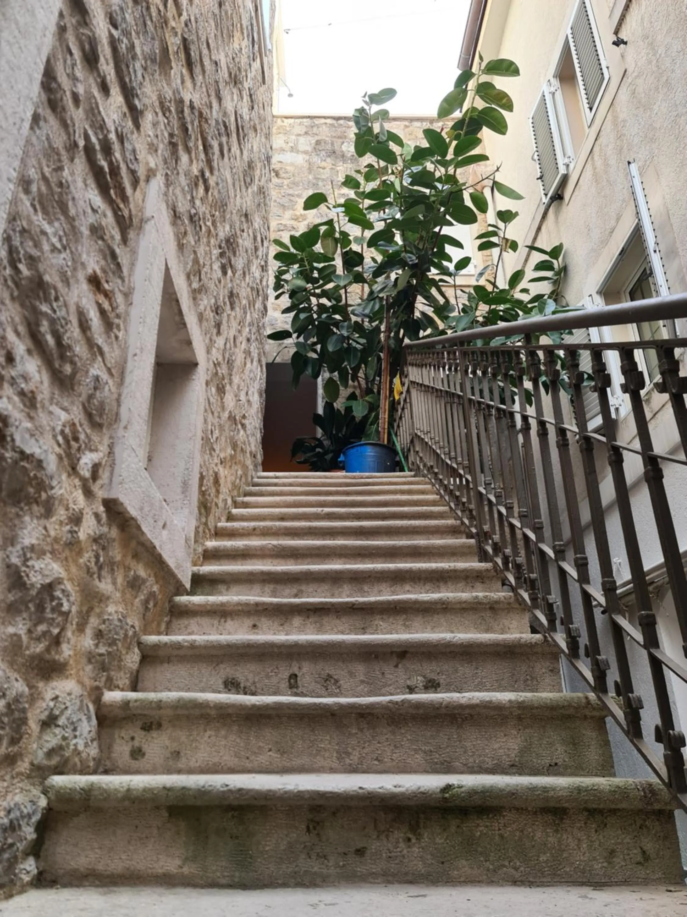 Facade/entrance in Beatrix Suites