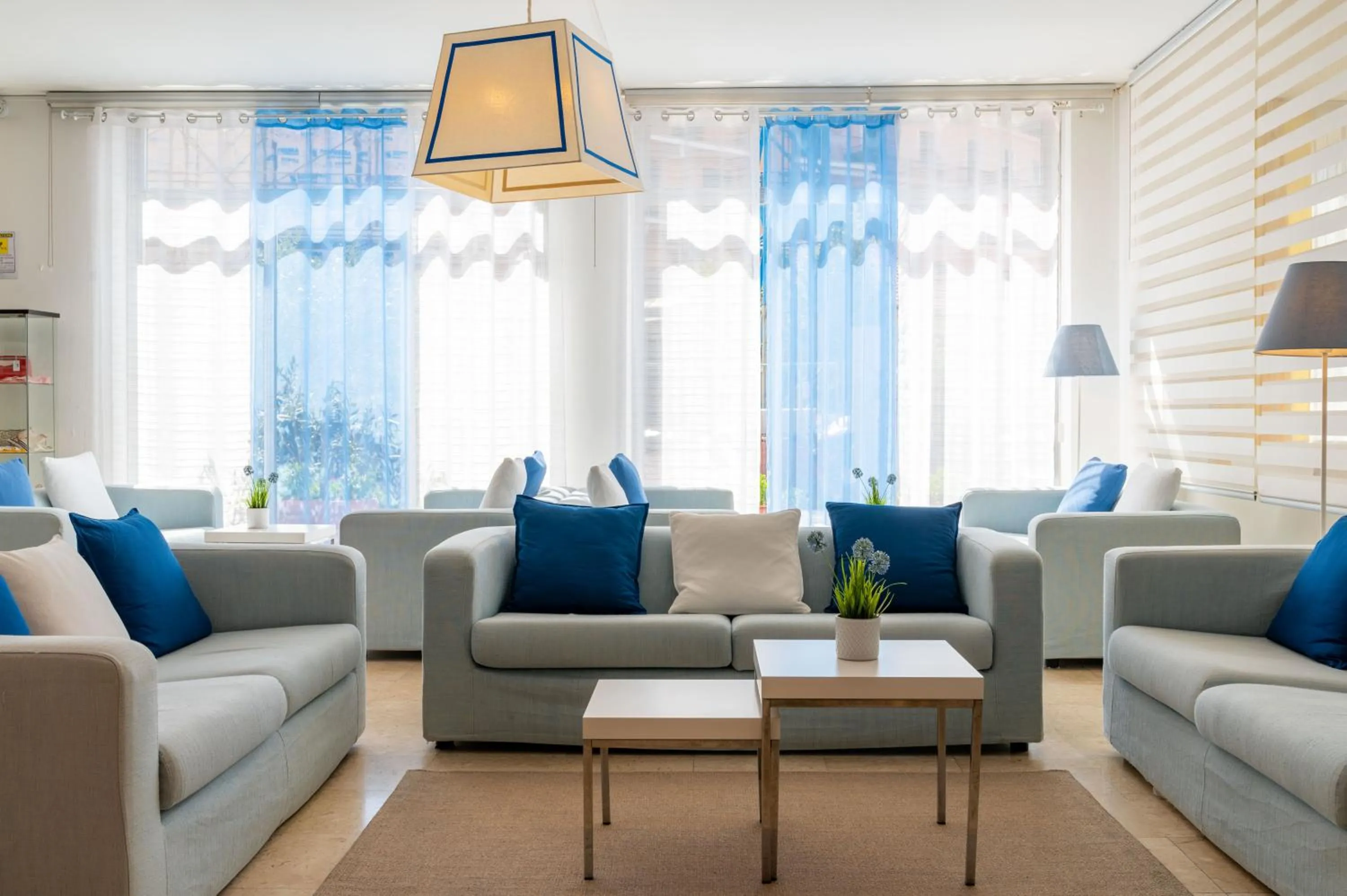 Communal lounge/ TV room in Hotel Doria